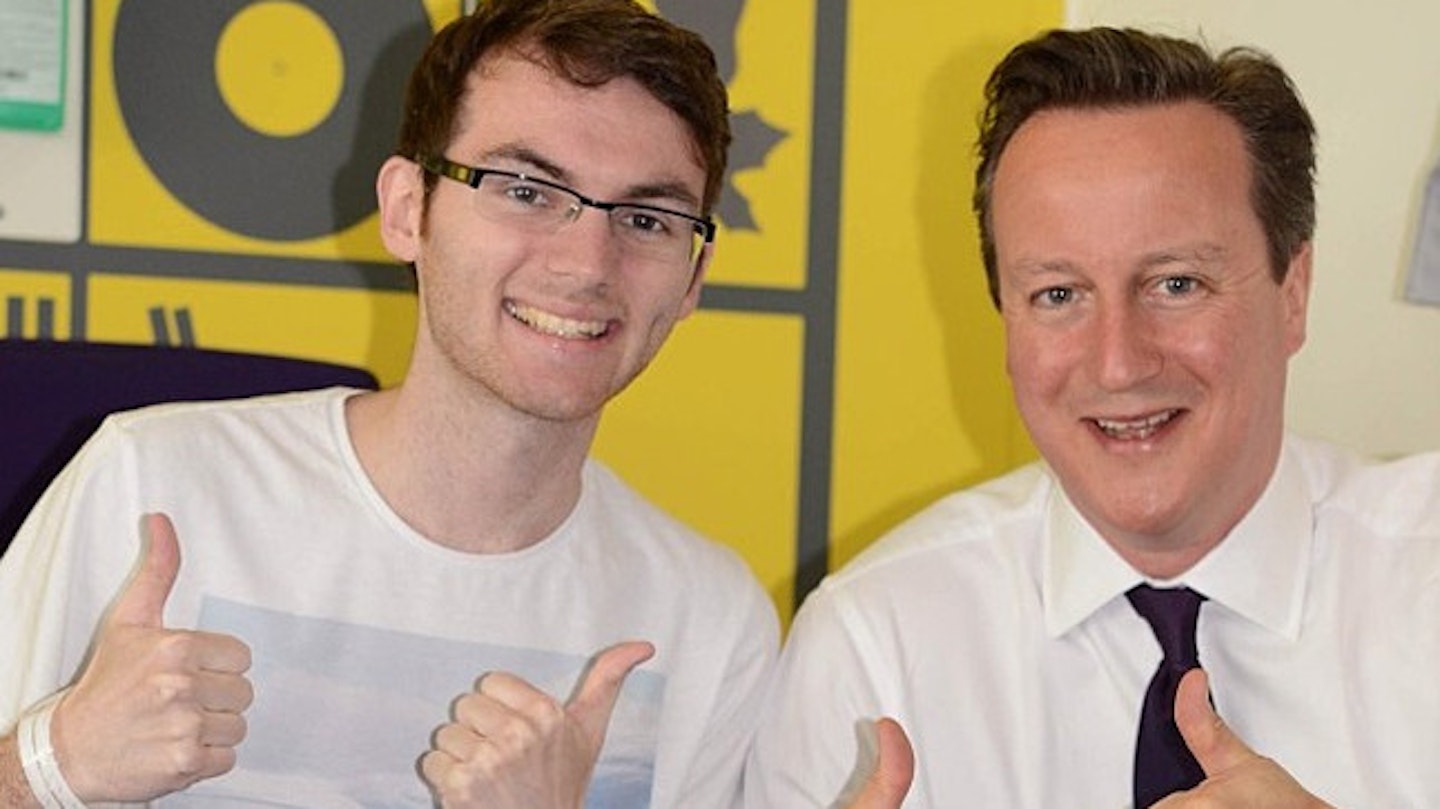 David Cameron shows his support of Stephen Sutton