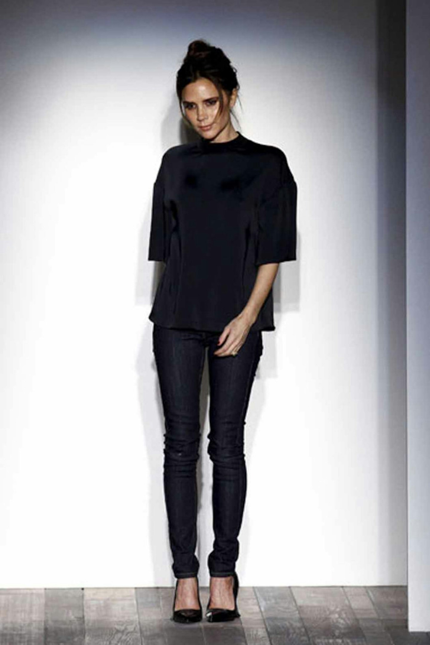 Victoria Beckham style new york fashion skinny jeans autumn 2013