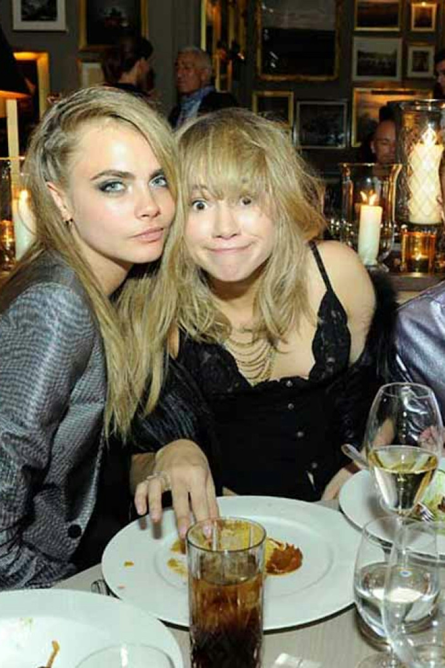 Cara Delevigne celeb friends 3