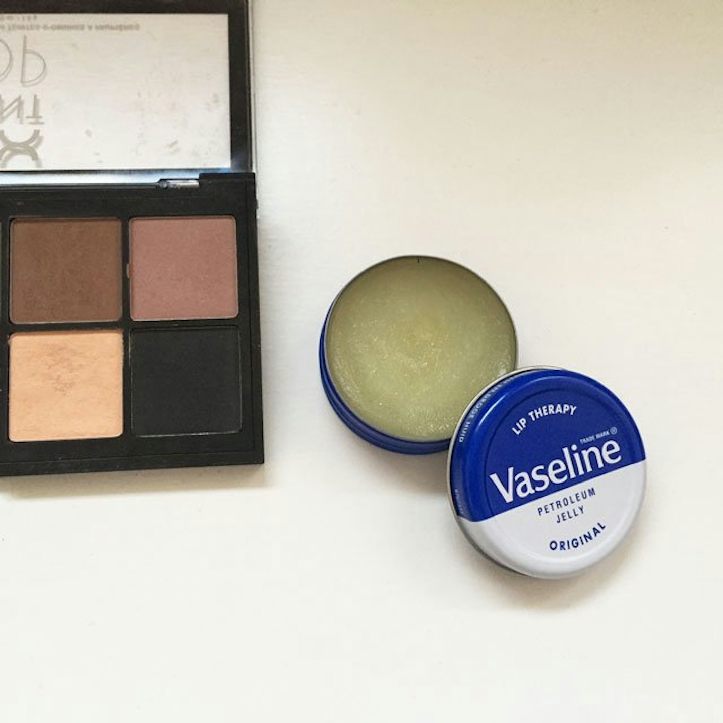 5 Weirdly Genius Vaseline Hacks highlighter