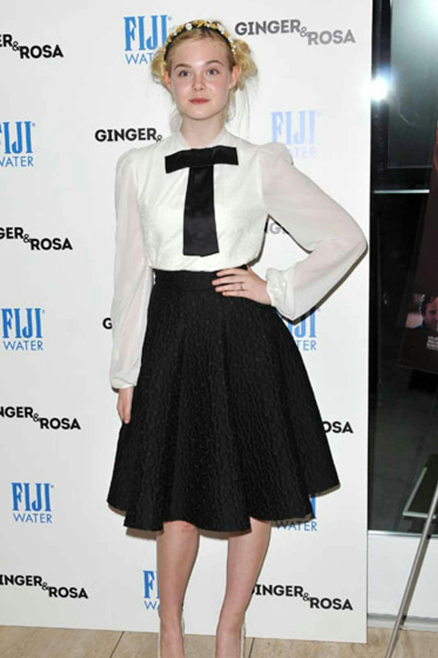 Elle Fanning style dolce and gabbana black and white dress