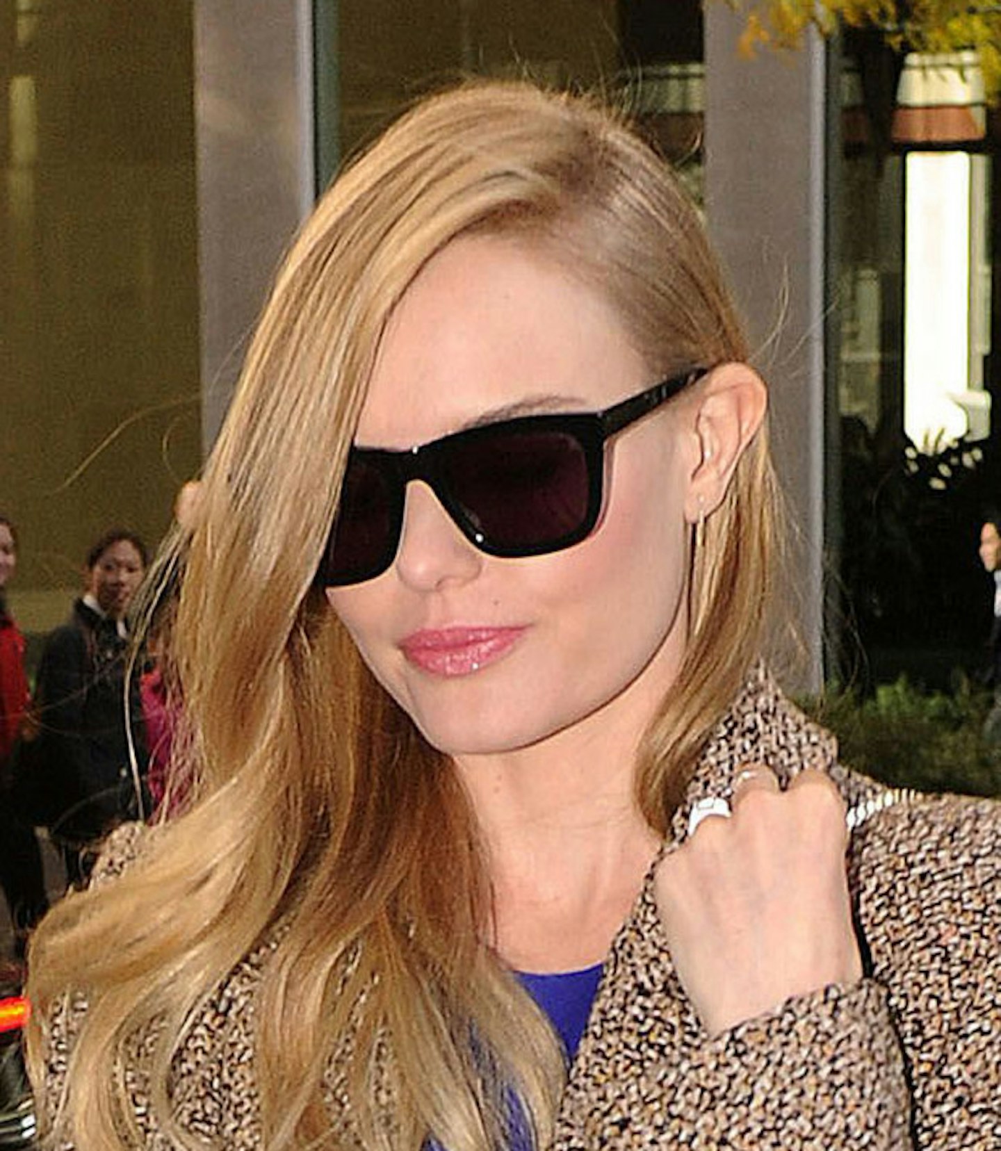 Kate Bosworth side parting hair 20