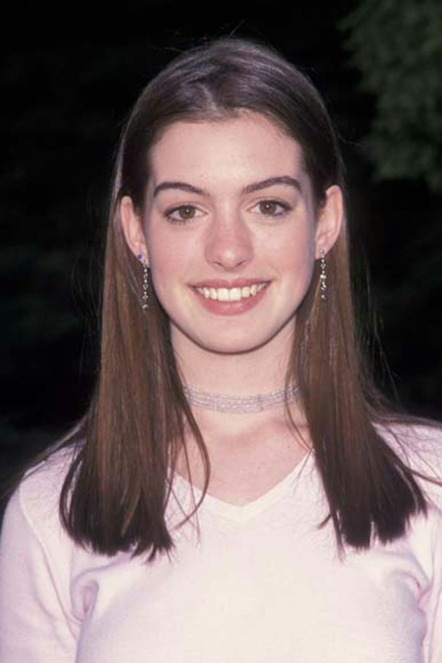 Anne Hathaway pre Princess Diaries
