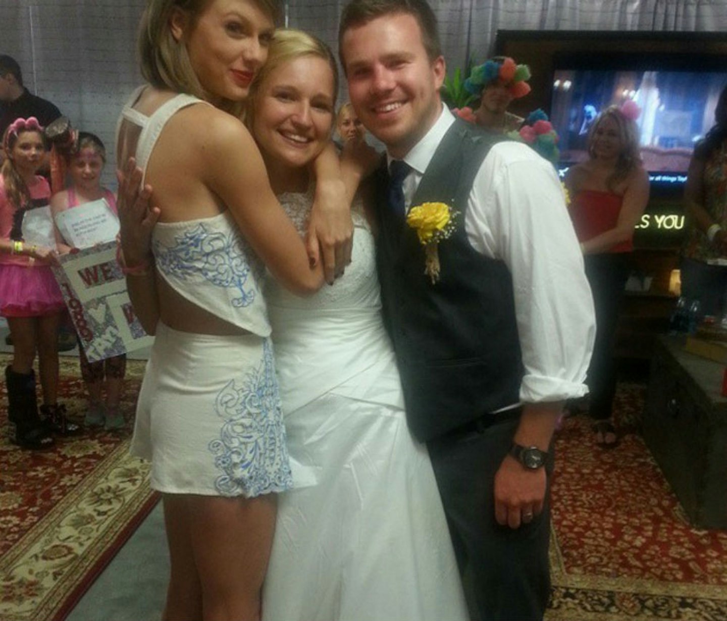 taylor-swift-bride-groom-1989-tour