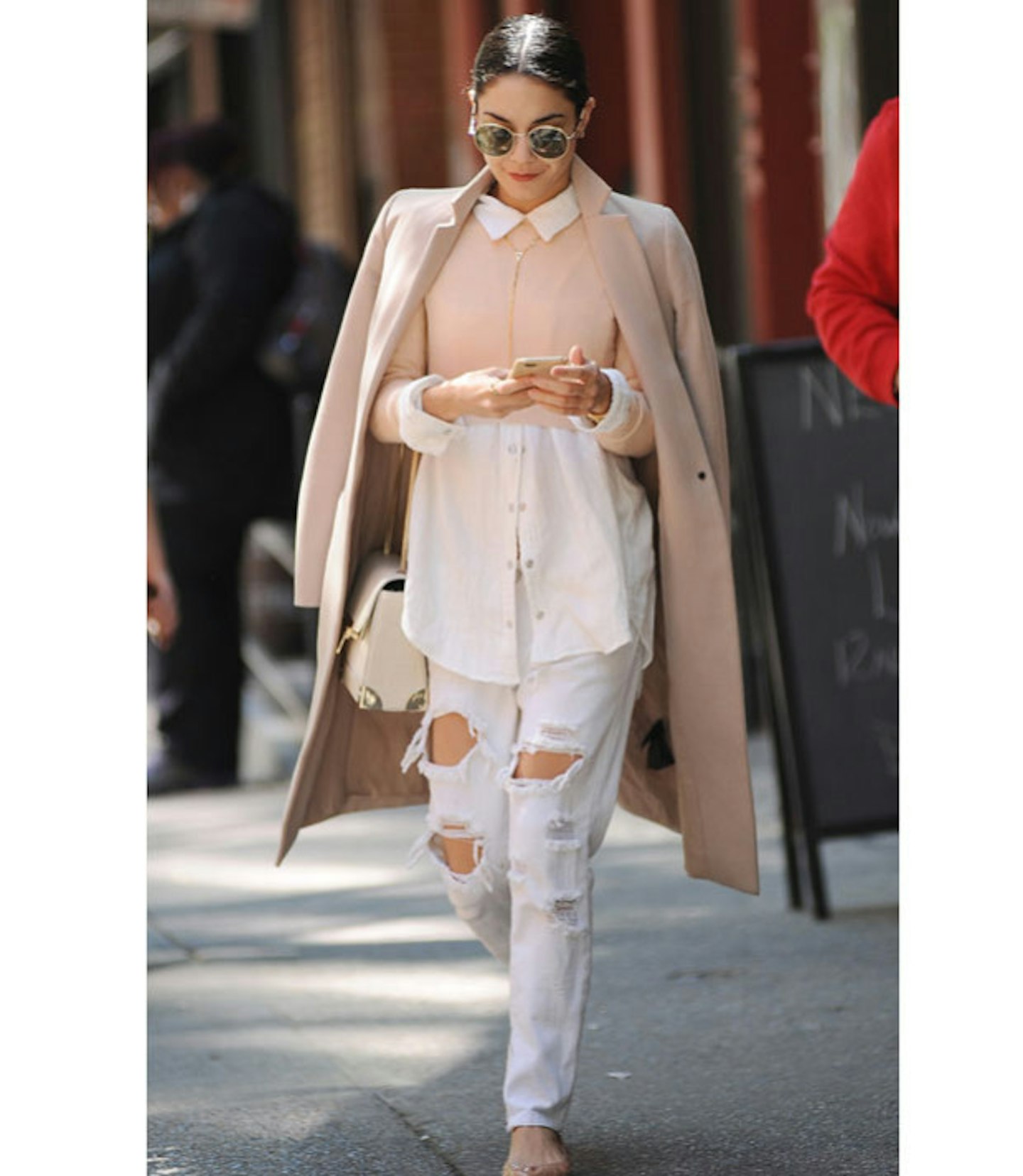 vanessa-hudgens-7