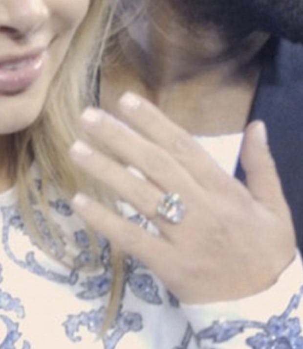 Karlie kloss hot sale engagement ring