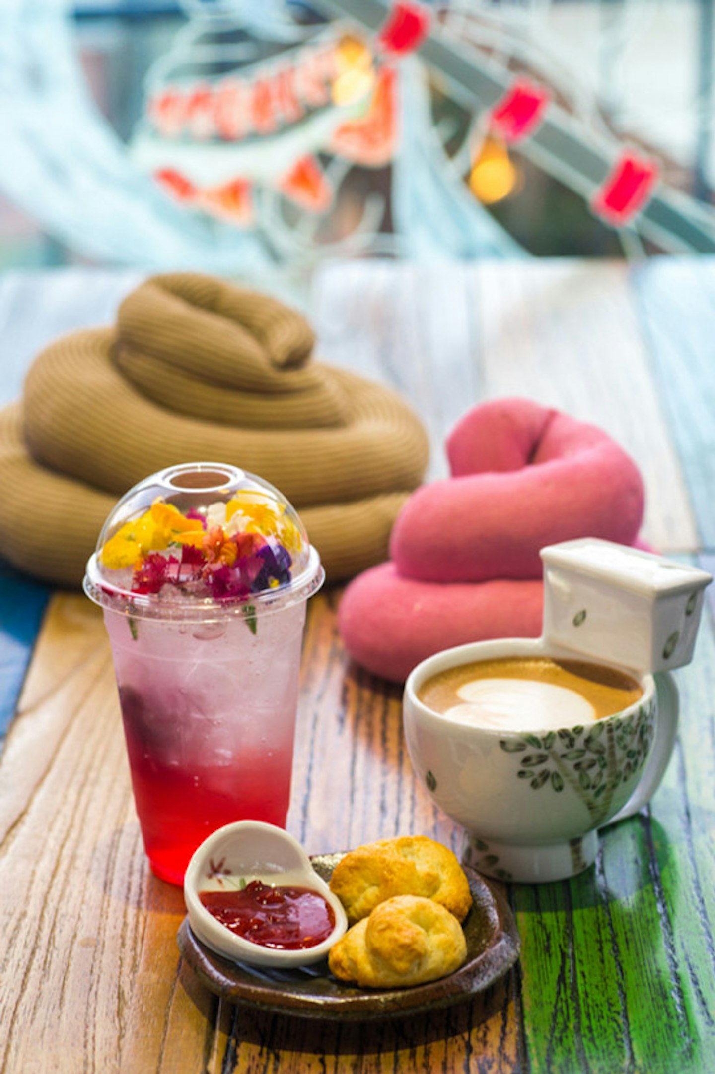 poop_cafe1