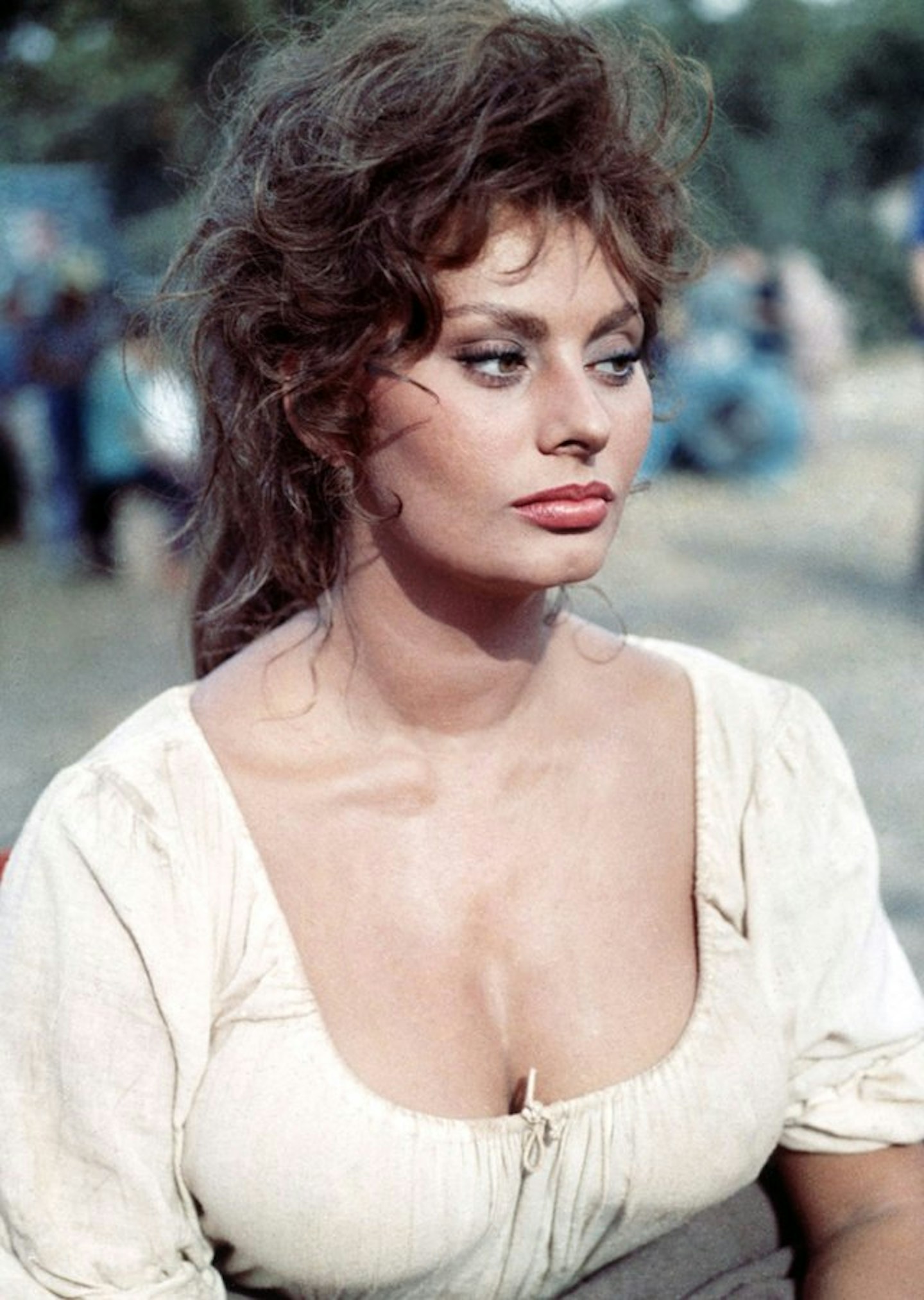 summer-top-sofia-loren