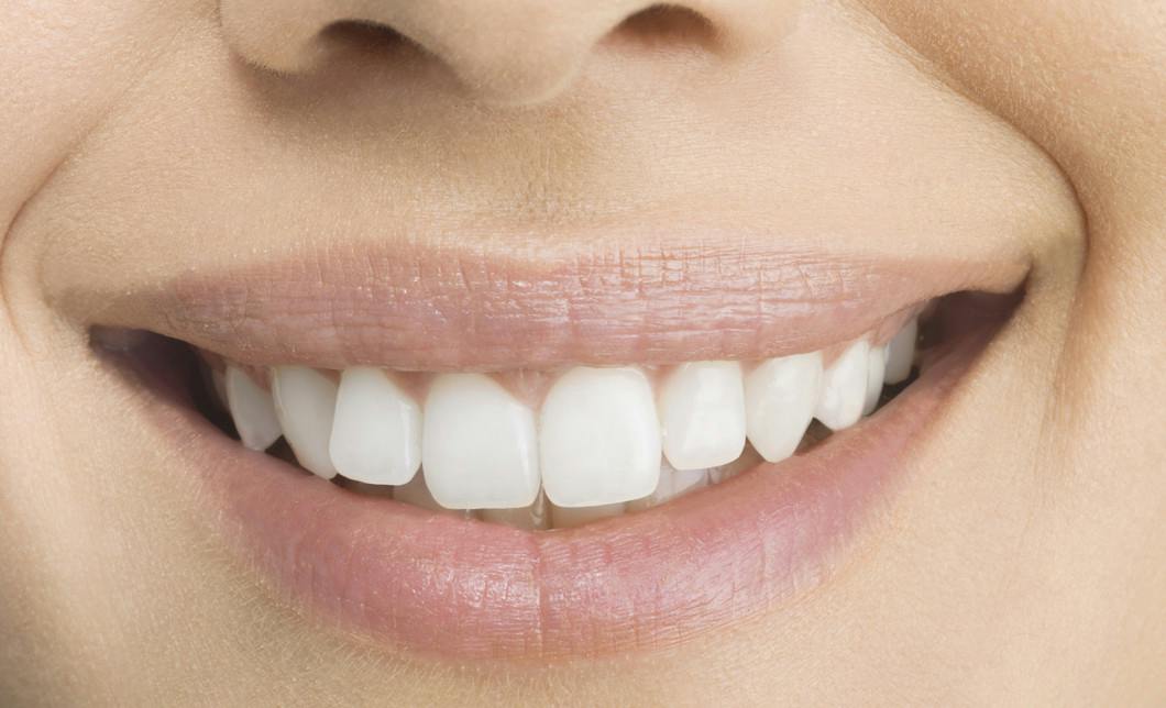 The Deskside Dental Dangers That Can Ruin Your Smile | Grazia