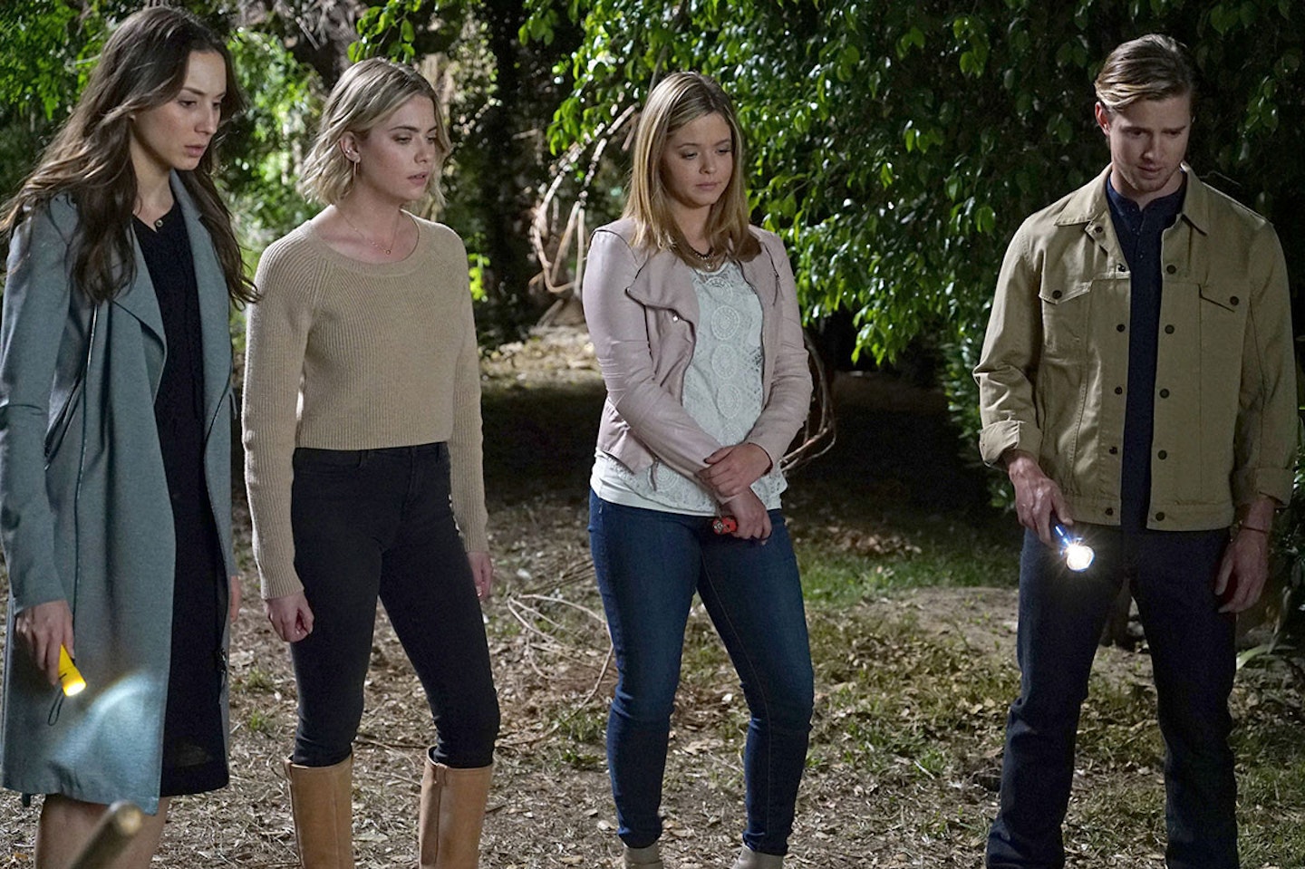 Ashley (second from the left) in Pretty Little Liars