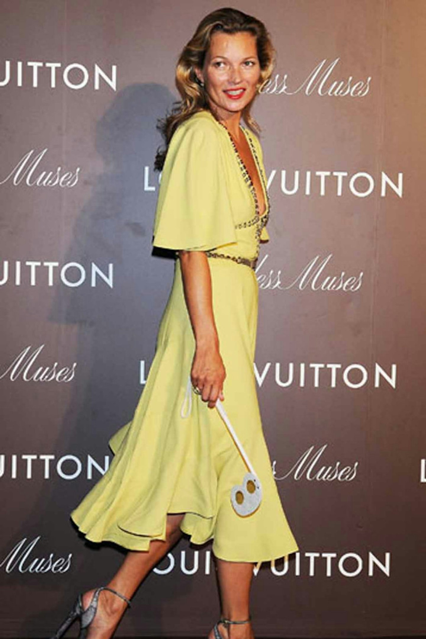 16Kate Moss style louis vuitton yellow dress