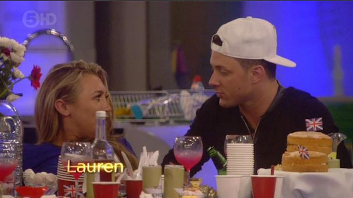 Lauren and Ricci enjoyed a romantic moment at the dinner table
