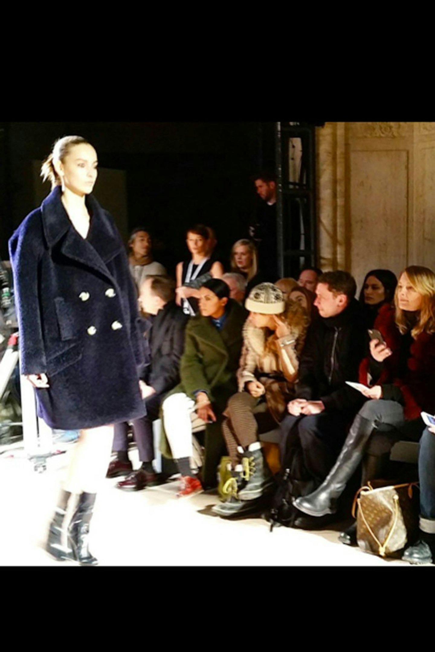Live from Victoria Beckham's Show >>