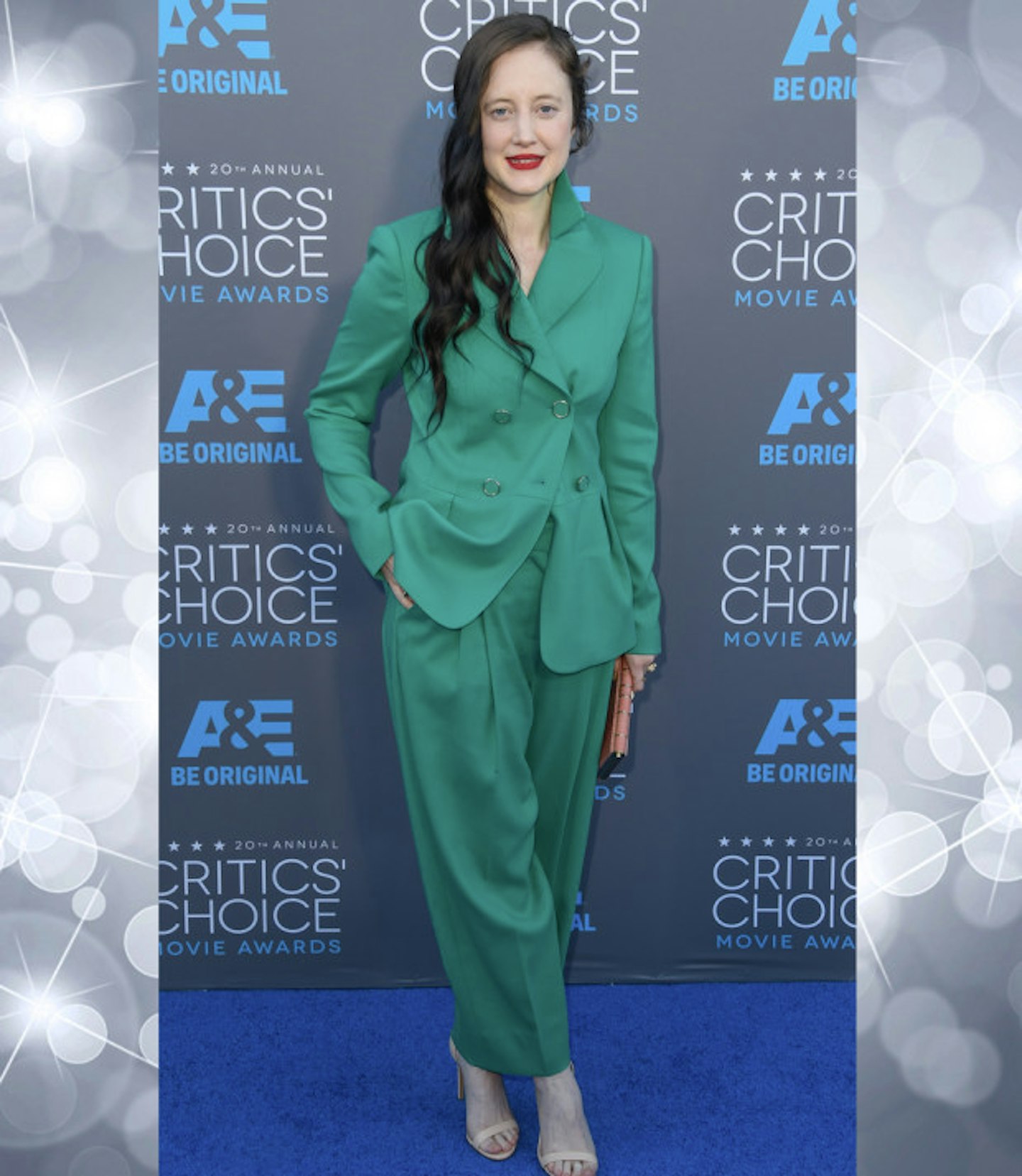 critics-choice-awards-outfits-andrea-riseborough-green-suit