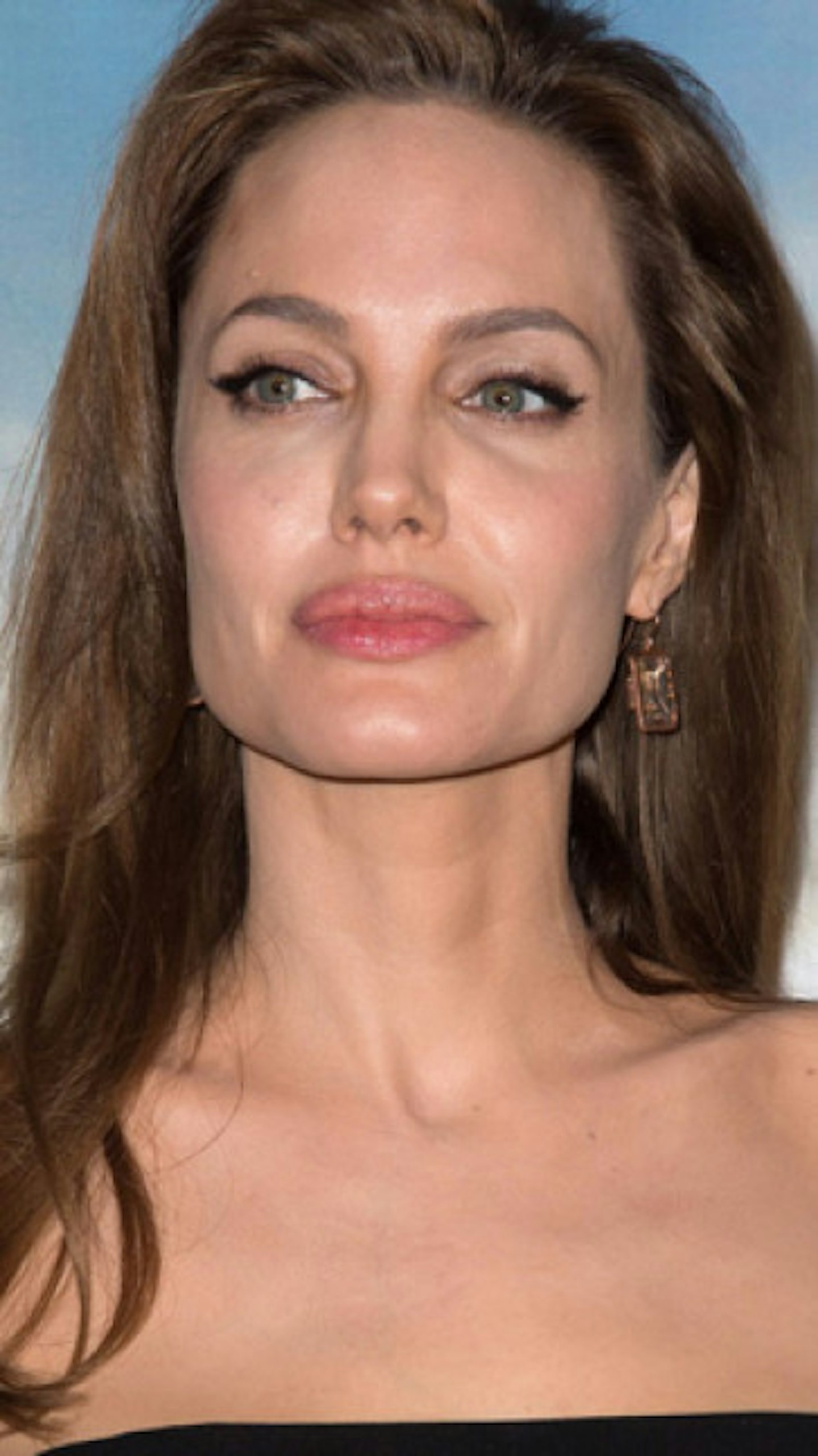 Angelina Jolie says that the kidnappings 'sicken' her