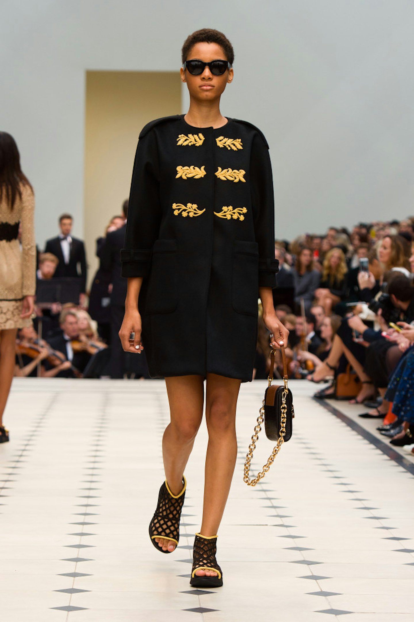 Burberry Womenswear S_S16 Collection - Look 12