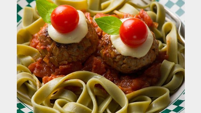 Healthy Halloween Recipe Eyeball meatballs Closer
