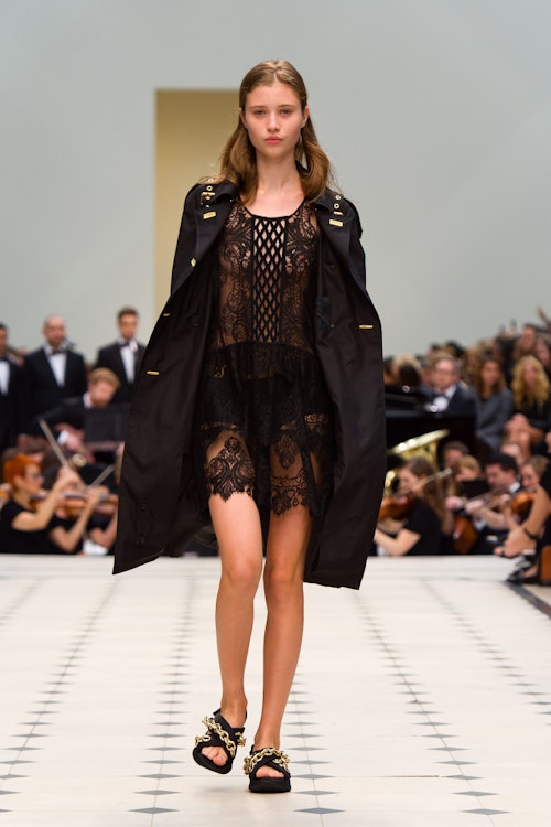 Burberry Prorsum Spring/Summer 2016: 5 Things We Loved | Grazia