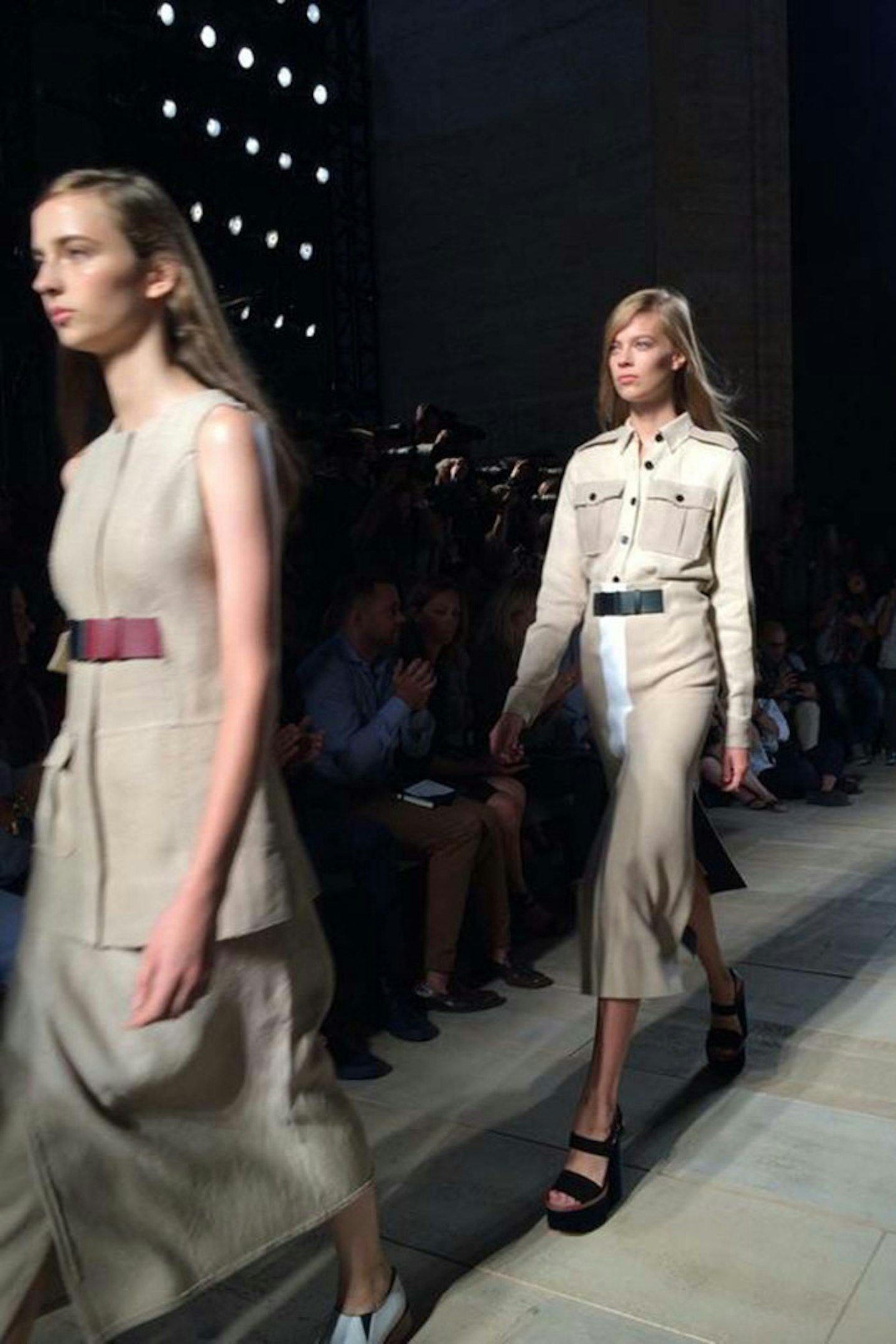 @booth1: Nubby linen looks my favourite at @victoriabeckham
