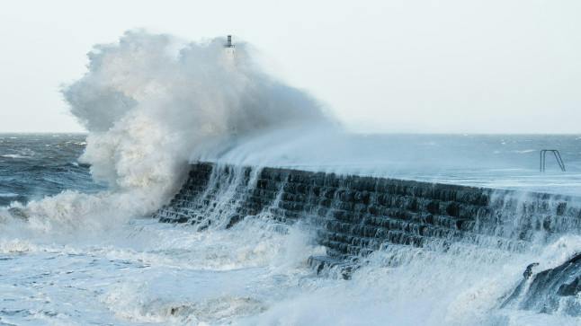 Weather warning issued as snow and gale force winds are predicted | Closer