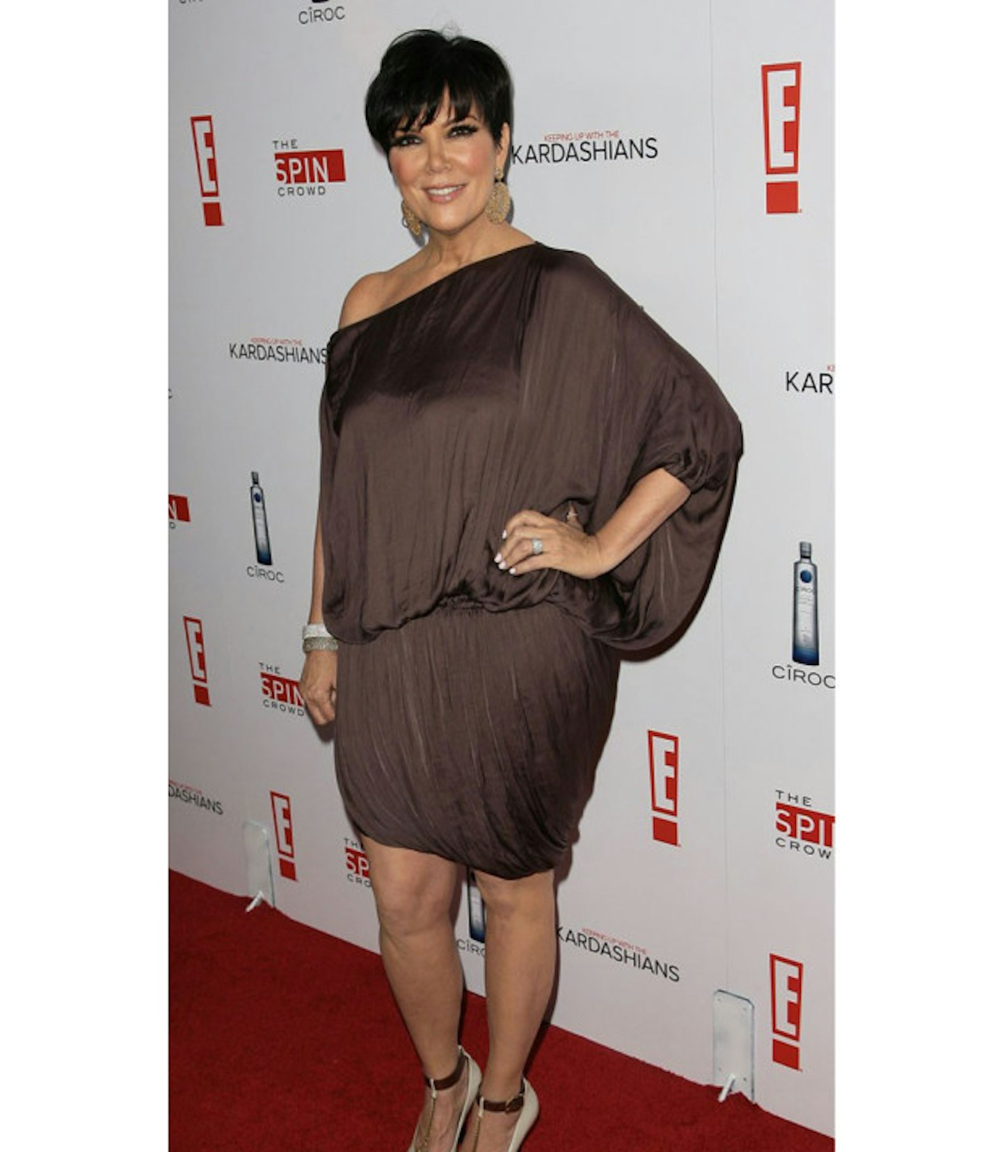 kris-jenner-fashion-disaster-brown-wrap-dress