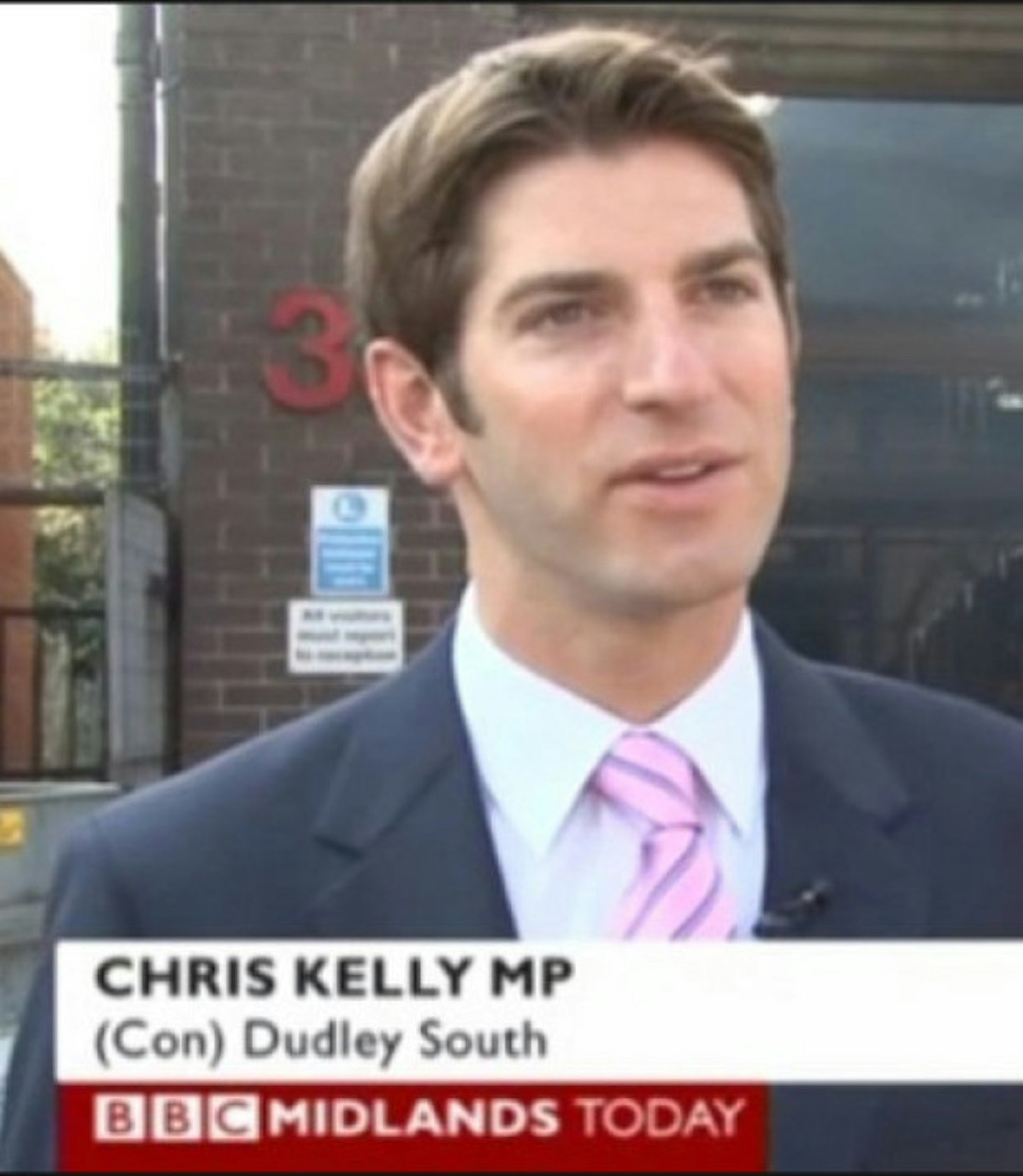 Chris Kelly, Conservative