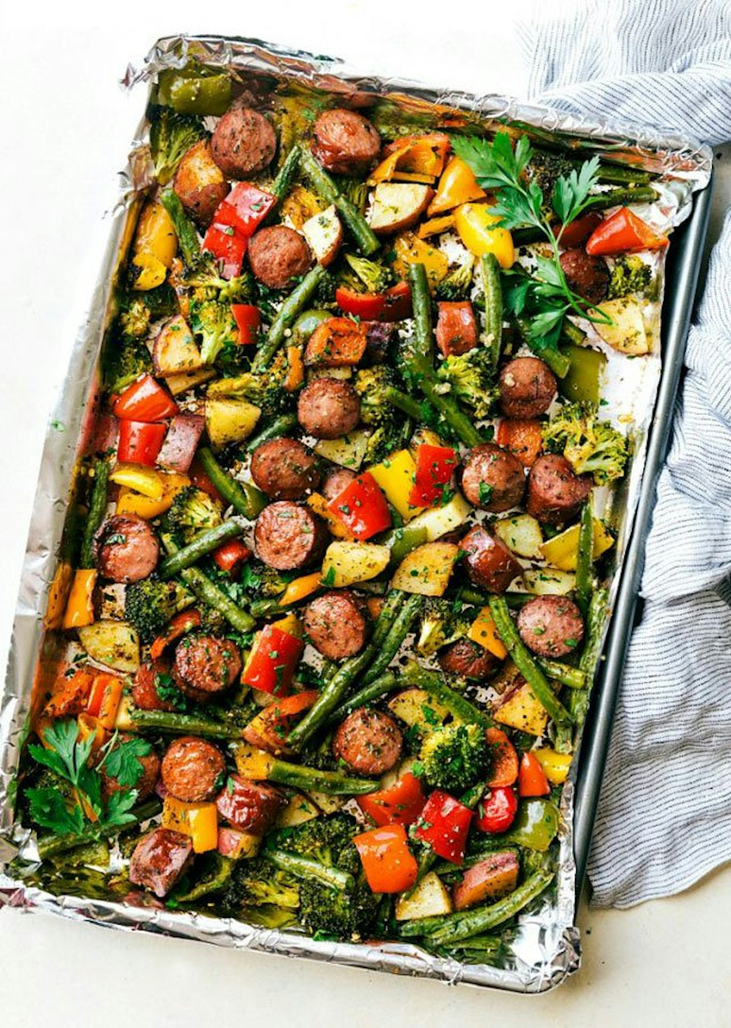 One-pan-healthy-sausage-and-roasted-veggies