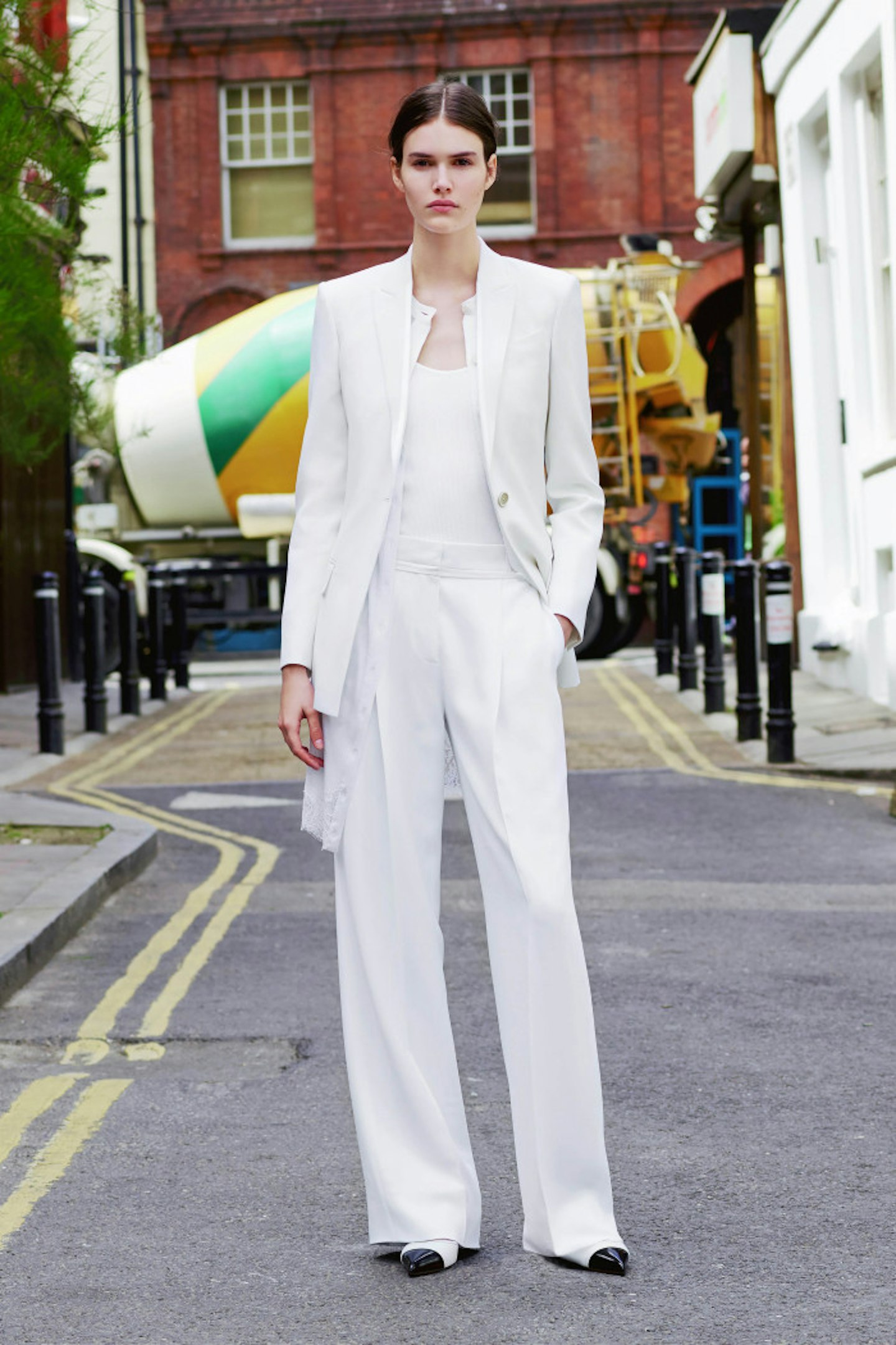 LOOK_25