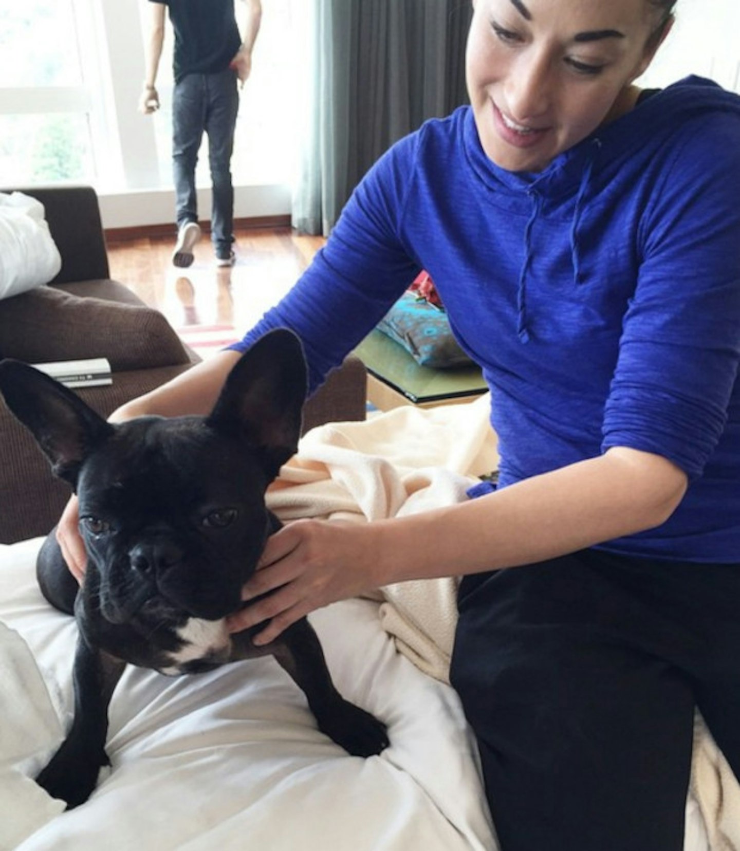 lady-gaga-dog-asia-oscars-2015-instagram