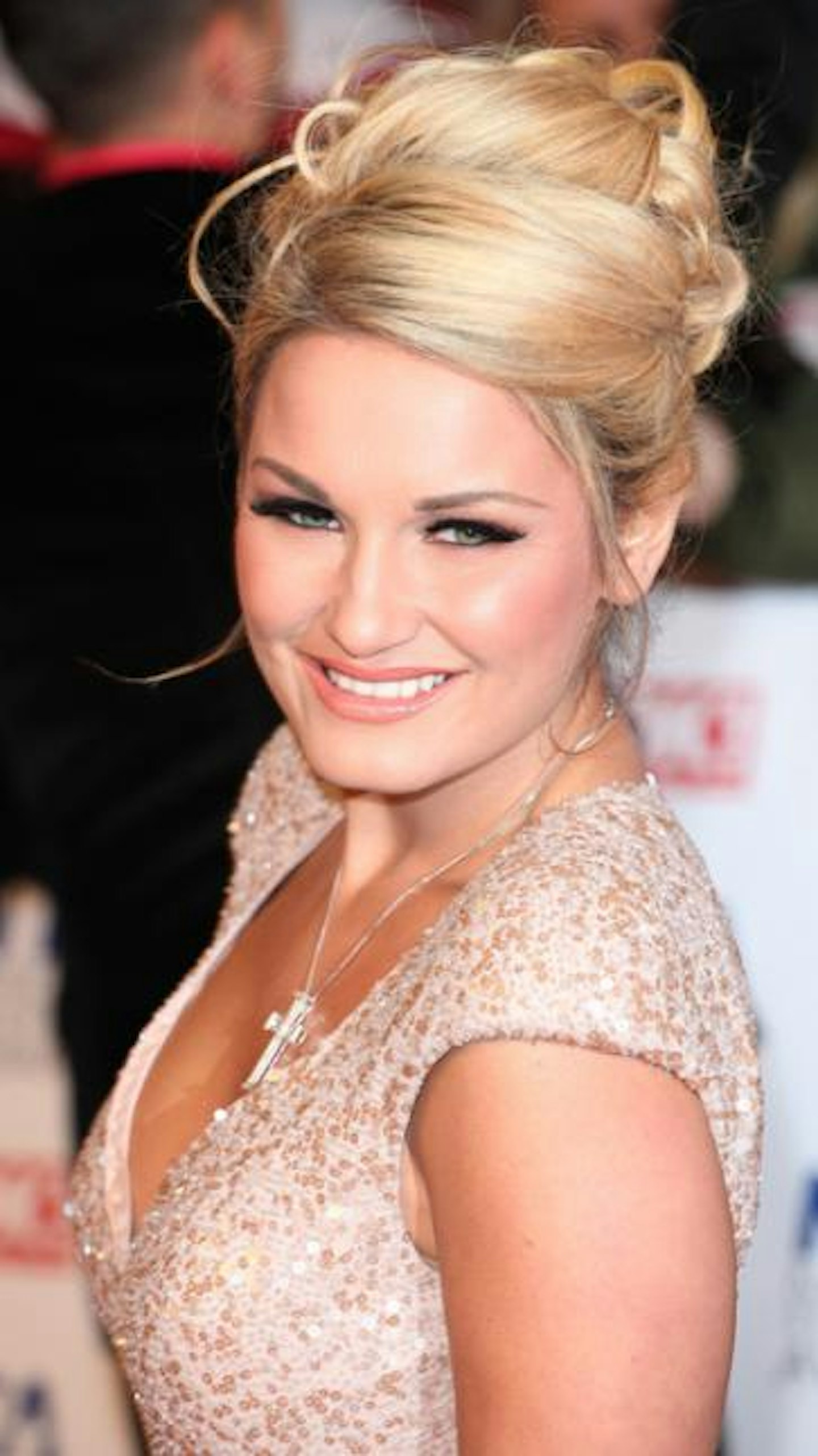 Sam Faiers is a sufferer of Trichotillomania (pulling of hair/eyelashes) which is linked to stress
