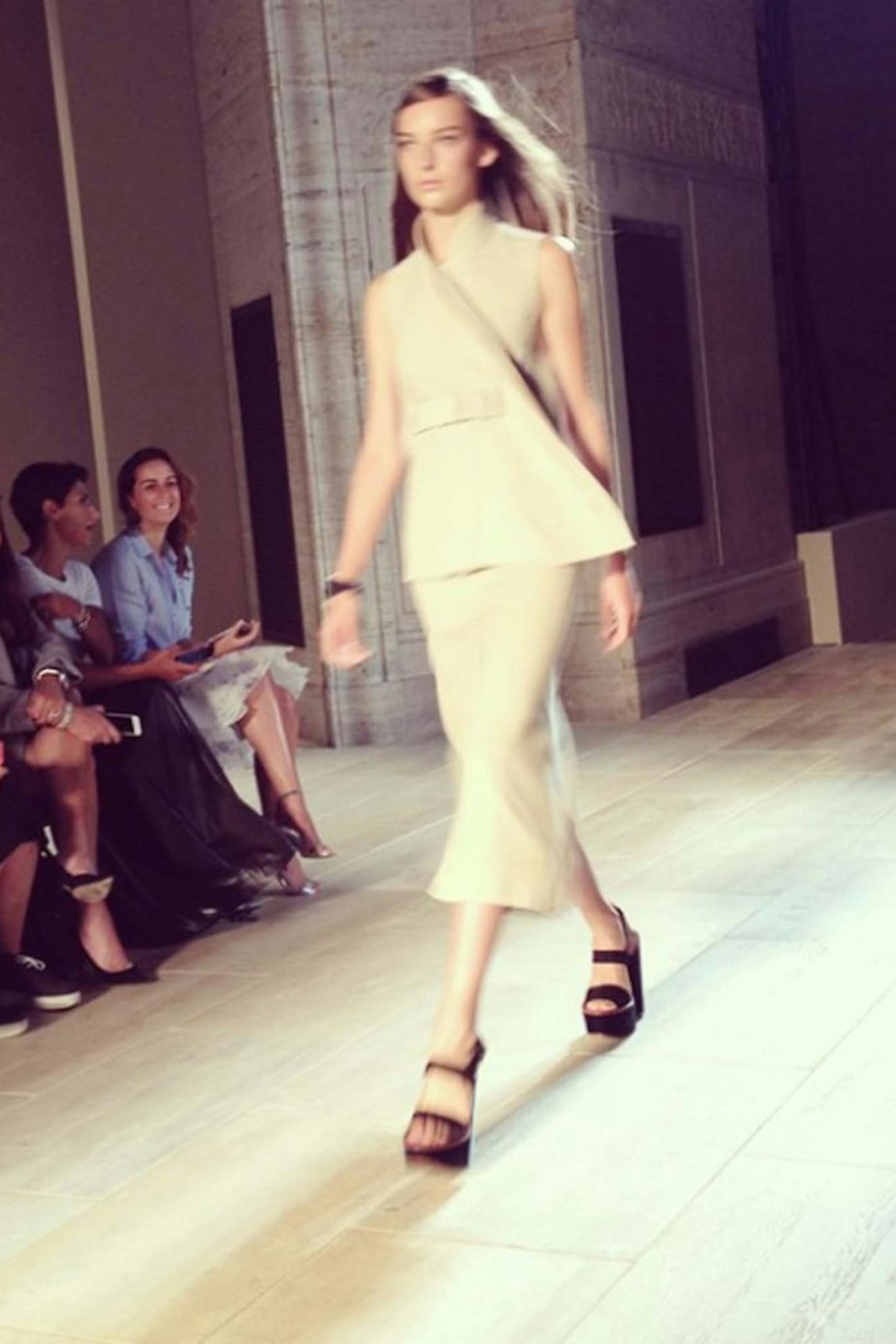 @grazia_live: Midi length skirts and a neutral linen palette @victoriabeckham #NYFW