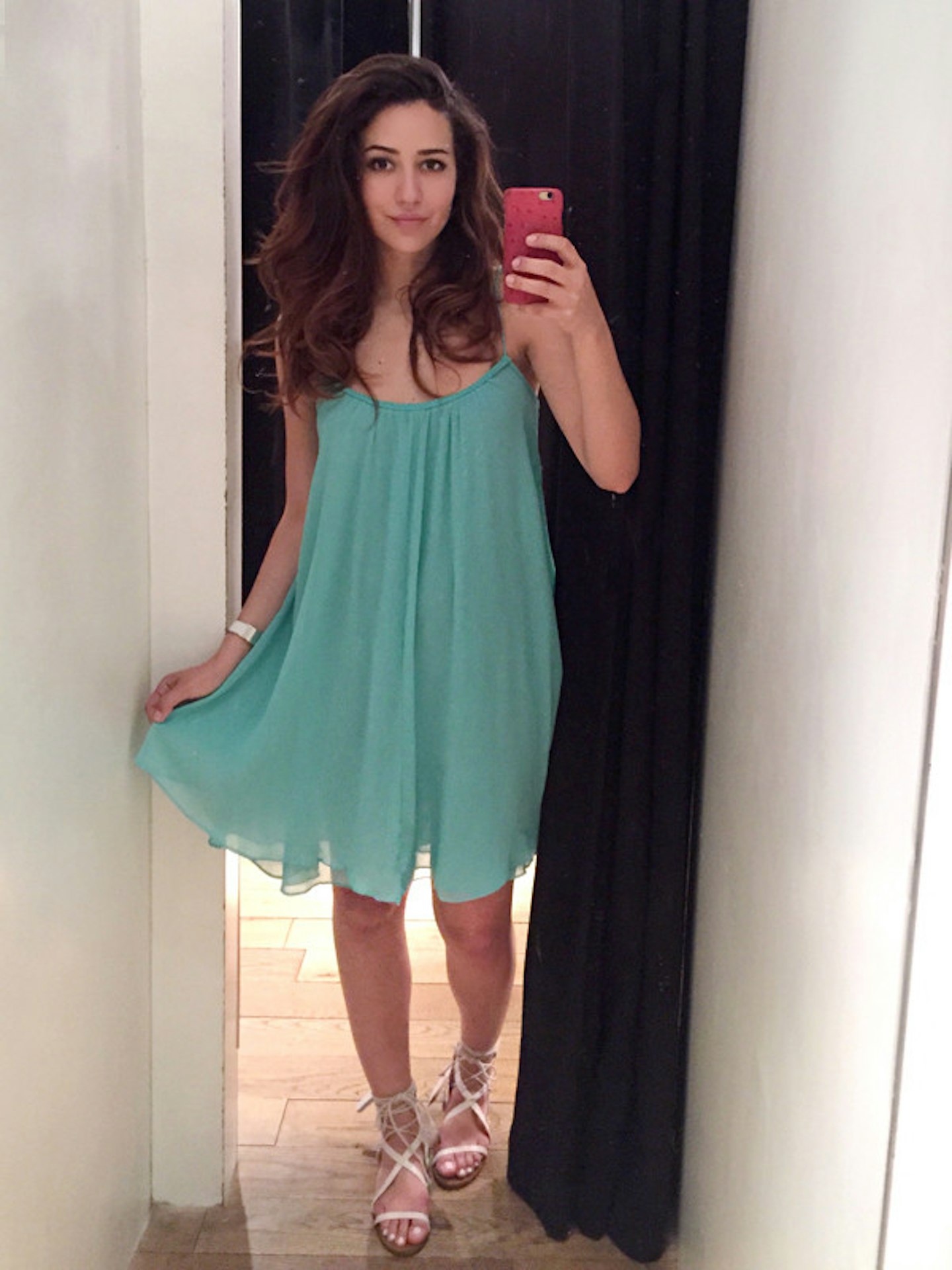 mango-selfie-4