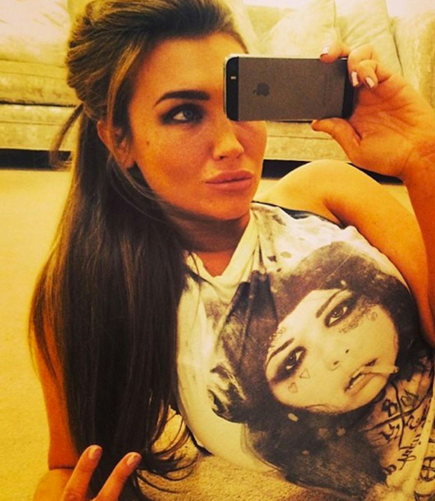 lauren-goodger2