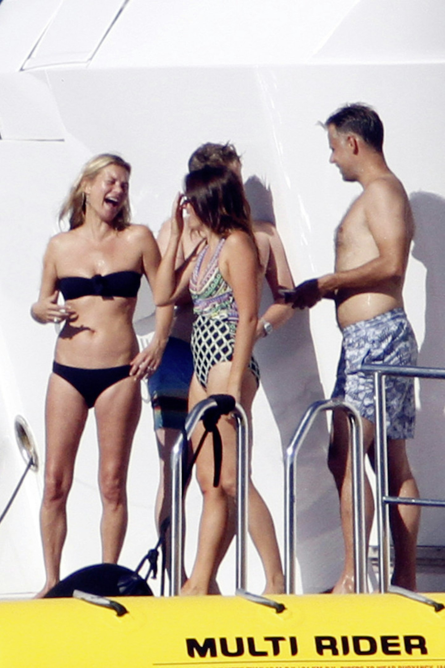 X17_KATE_MOSS_YACHT_30