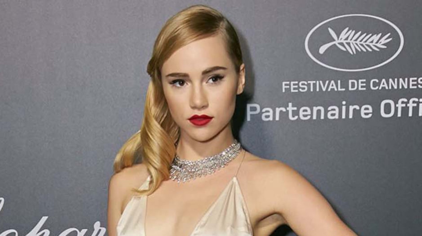 Suki Waterhouse