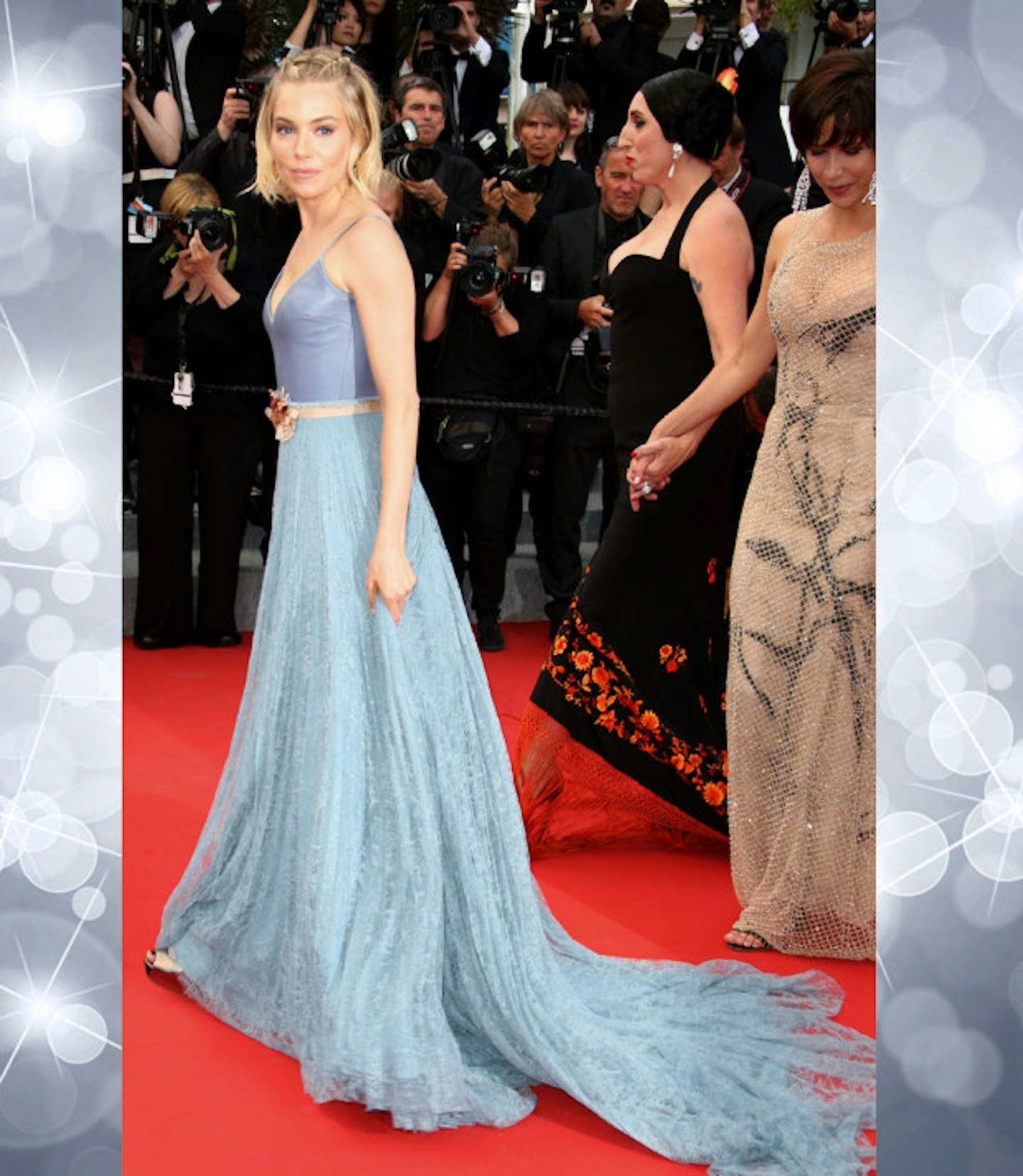 sienna-miller-cannes-fashion-blue-gucci-lace-leather-dress