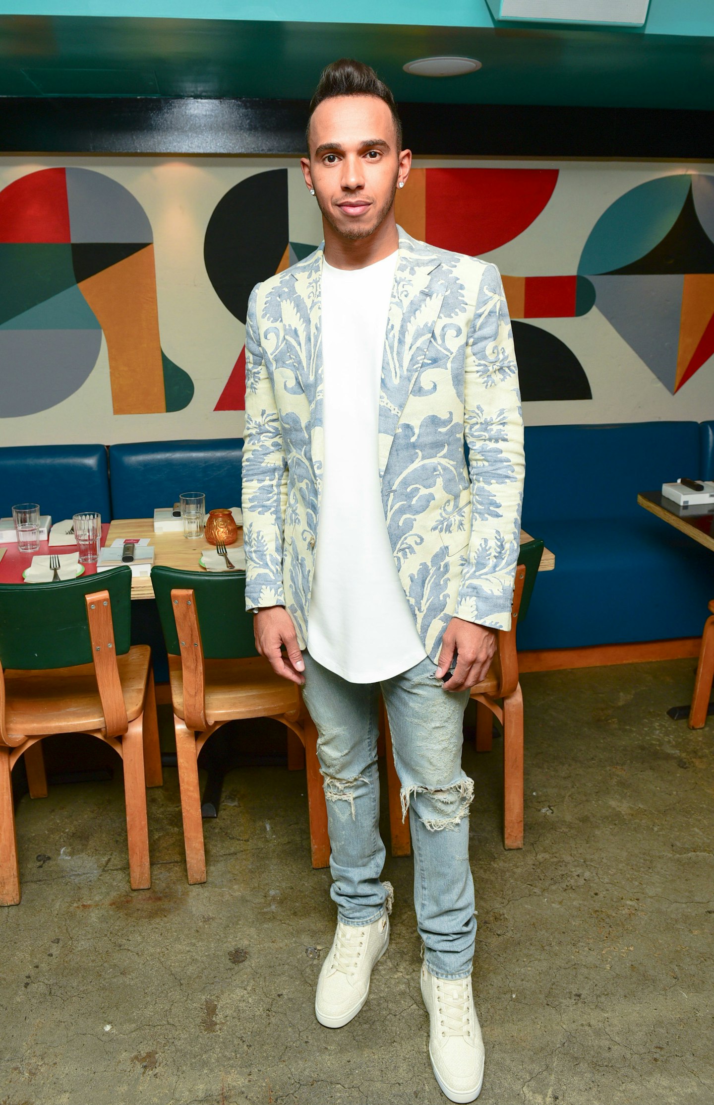 We like all the floral jackets and shirts Lew, but this one's a bit carpet-like, no?