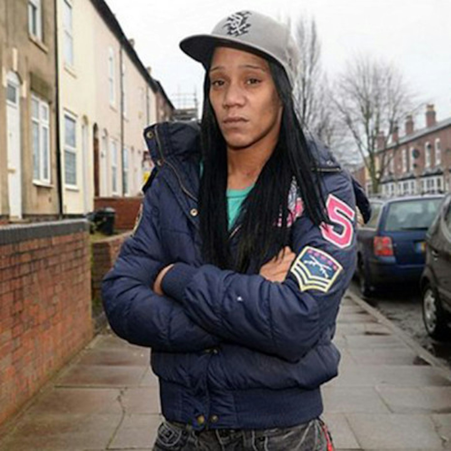 Black Dee (Samora Roberts) thinks White Dee has stabbed her neighbours in their hearts