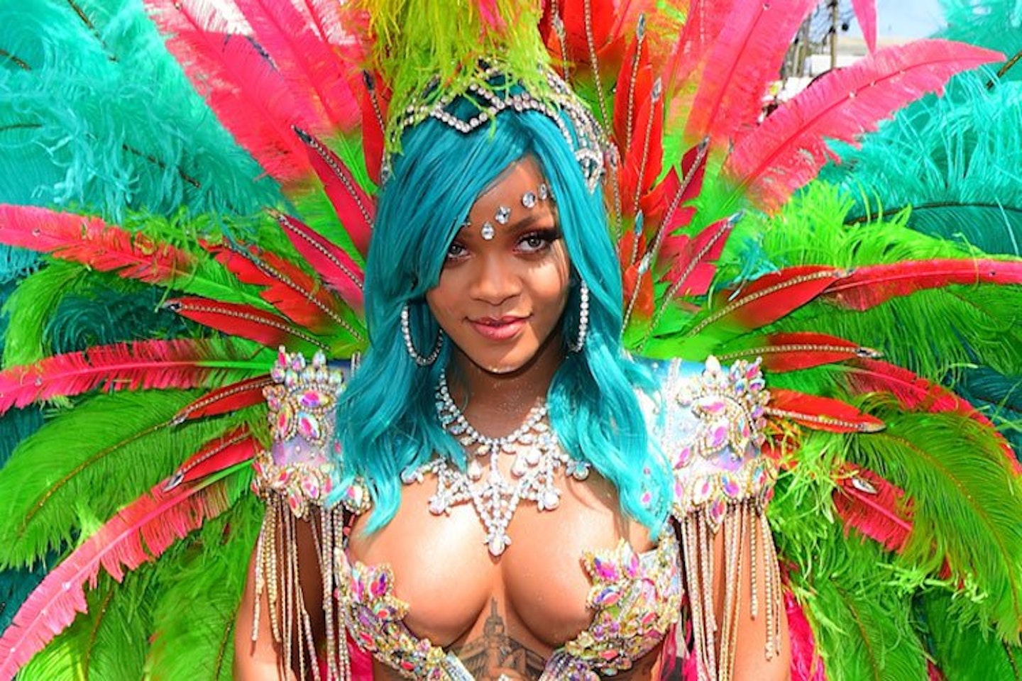 Rihanna-Cropover-2017