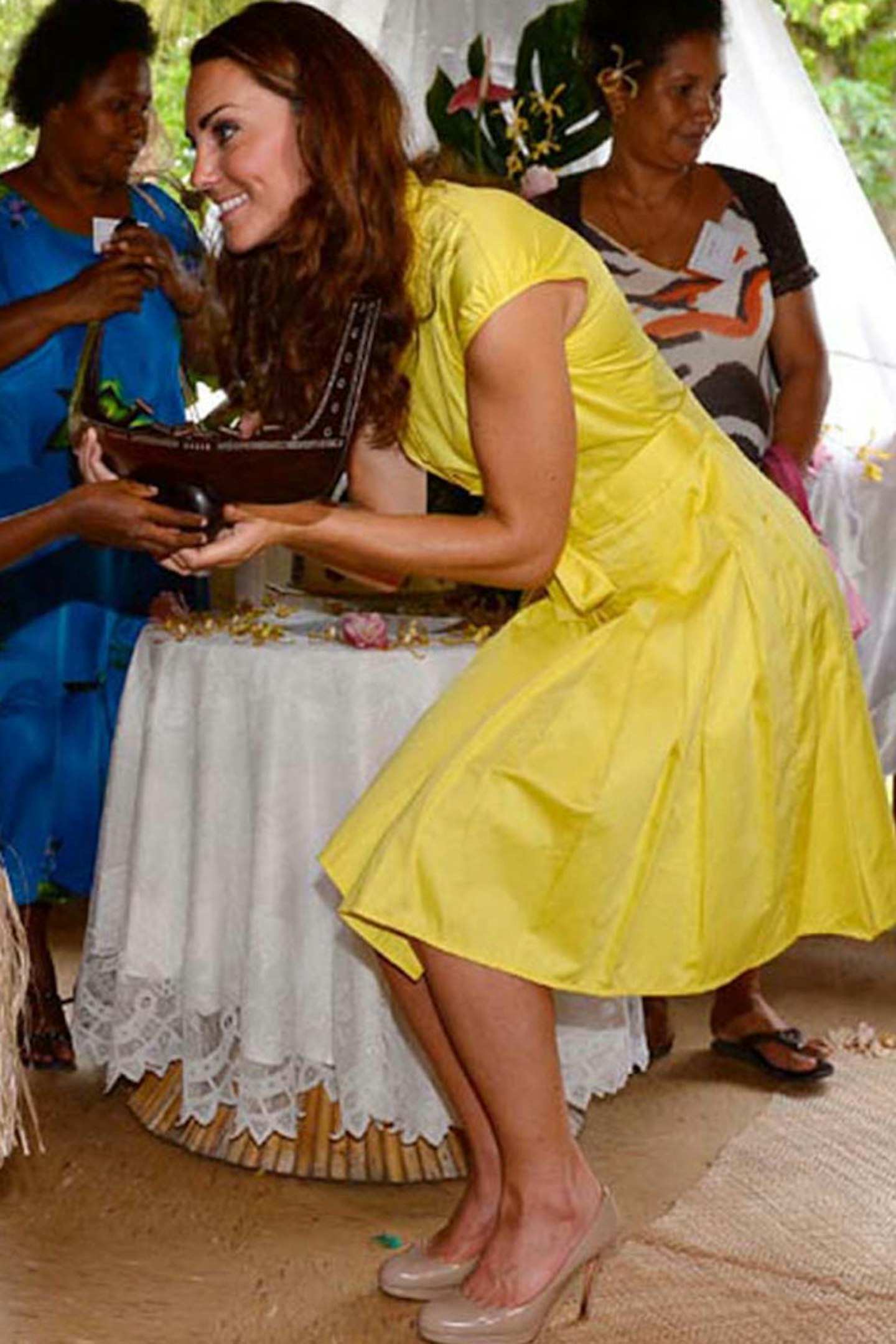 Kate Middleton wears Jaeger, Solomon Islands, 17 September 2012