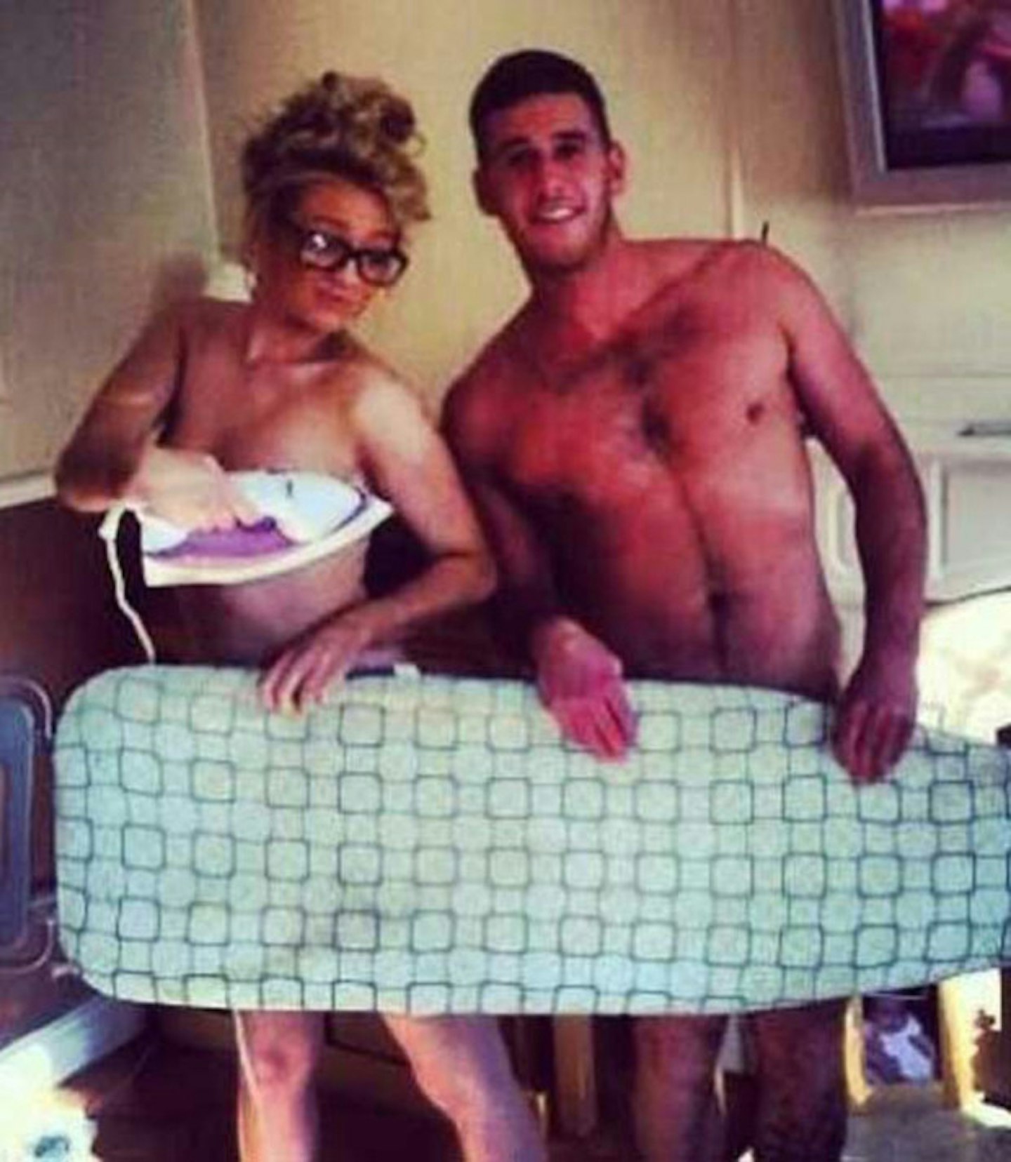 carley-belmonte-the-valleys-naked-picture