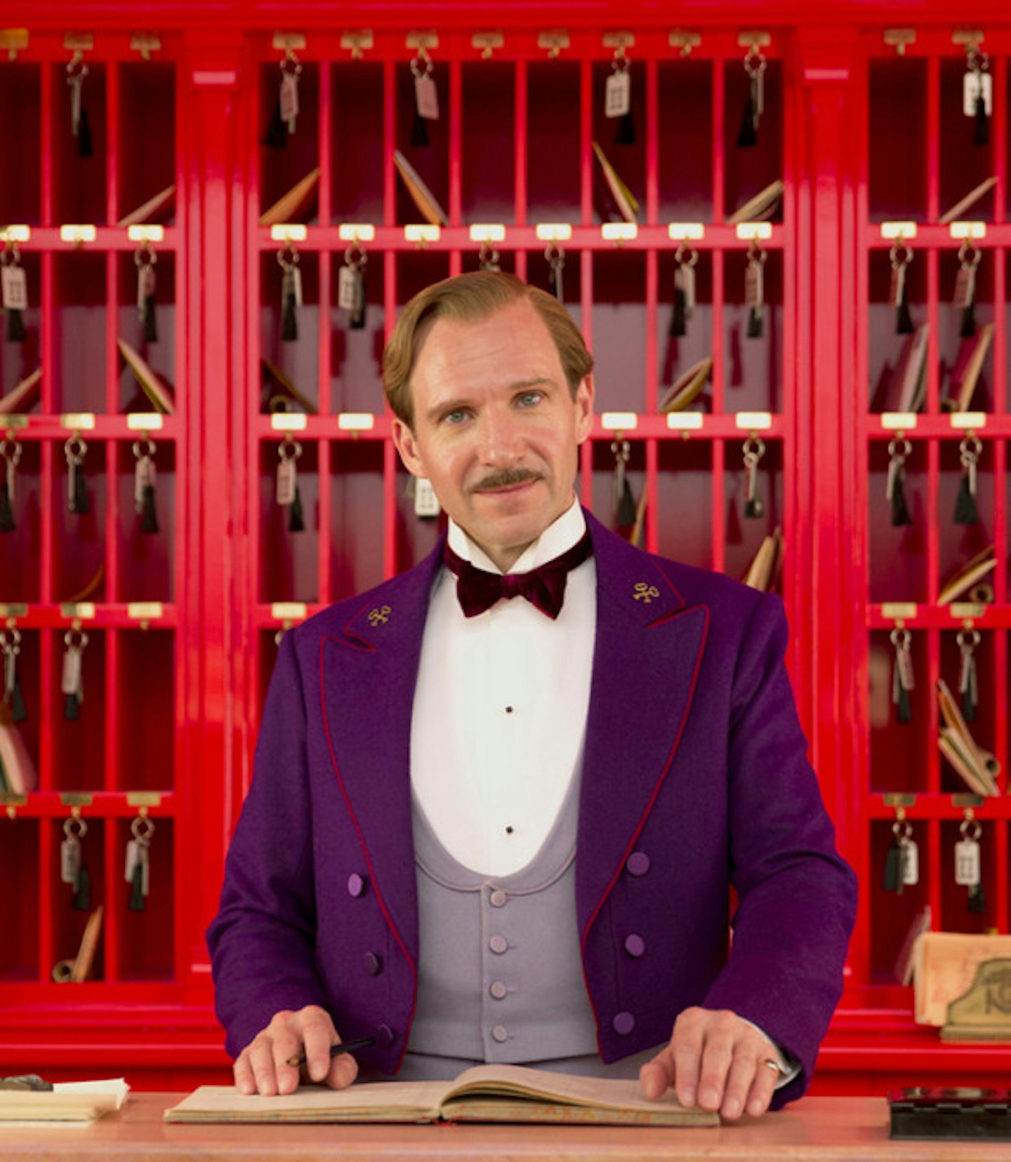 ralph-fiennes-in-GRAND-BUDAPEST-HOTEL