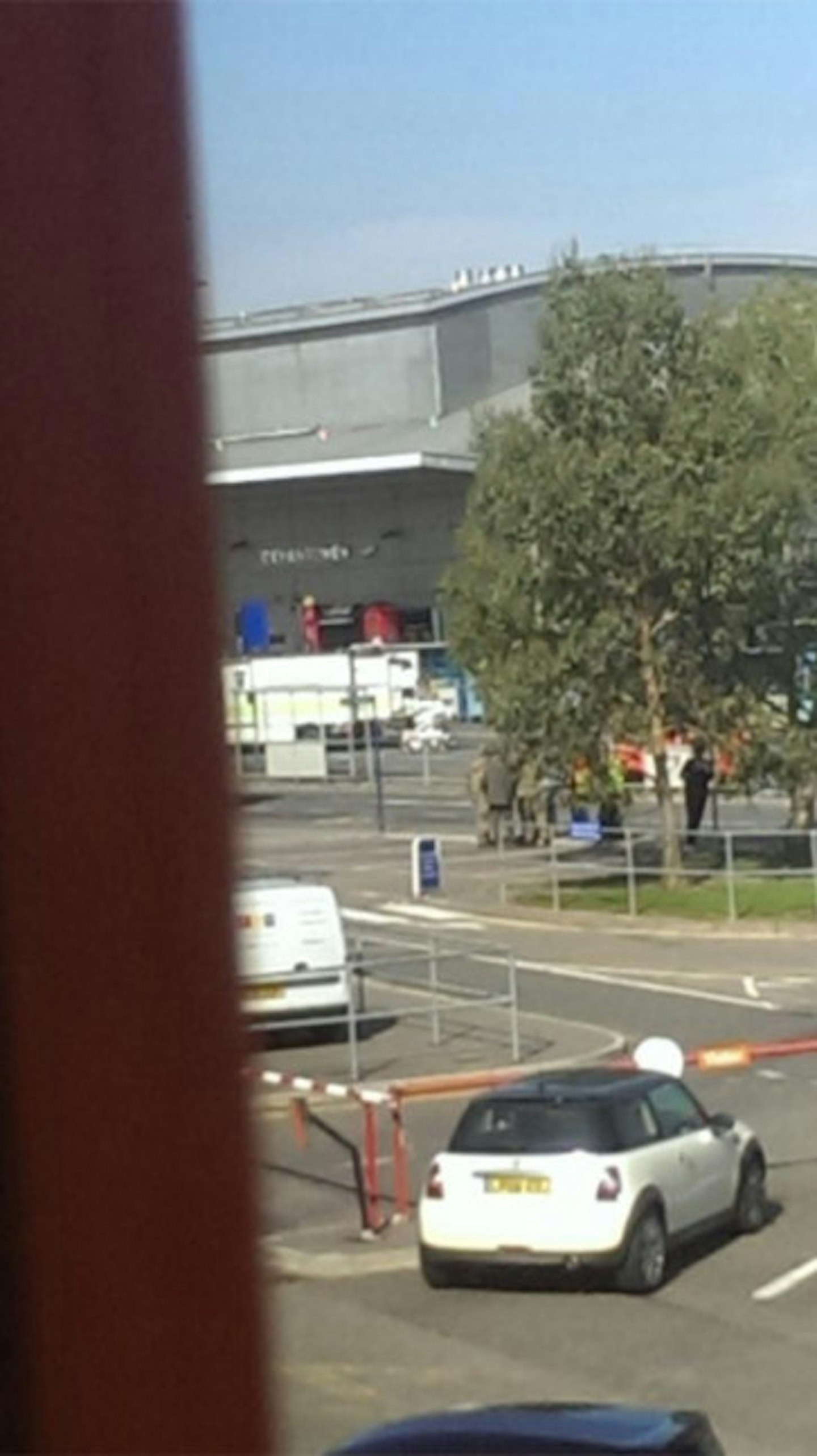 A passenger tweeted this picture of the bomb disposal unit arriving