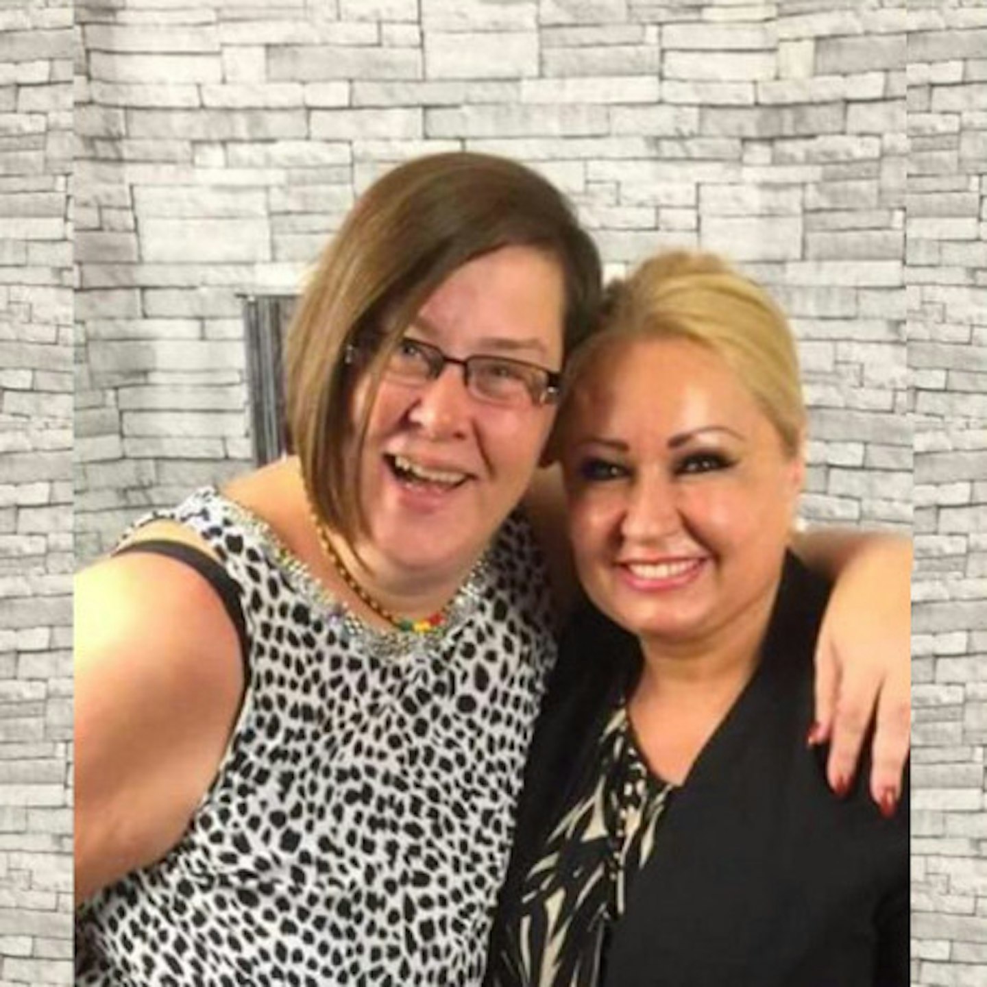 Dee with Debra [via Twitter]