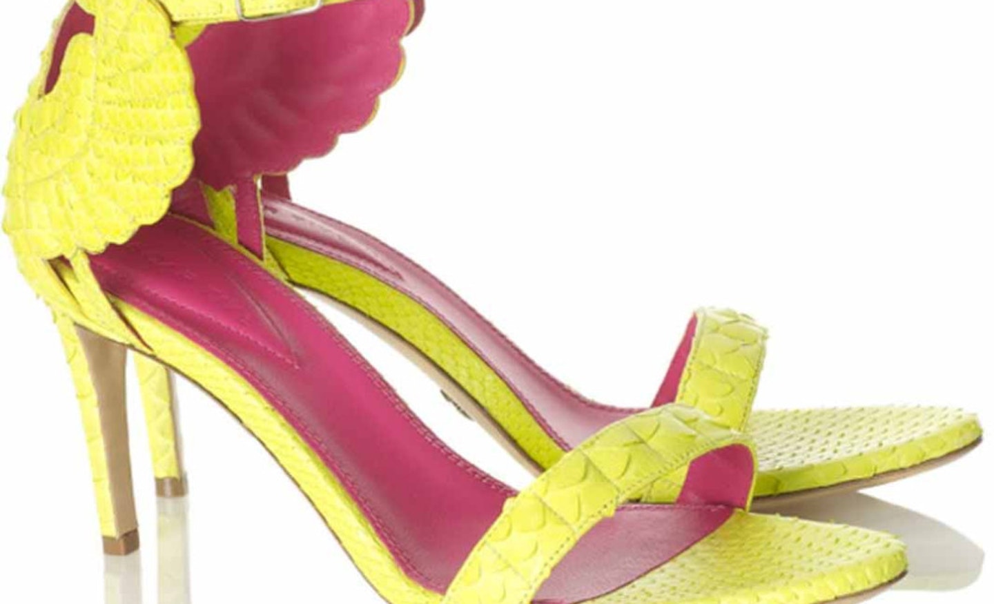 10 hot shoes 97