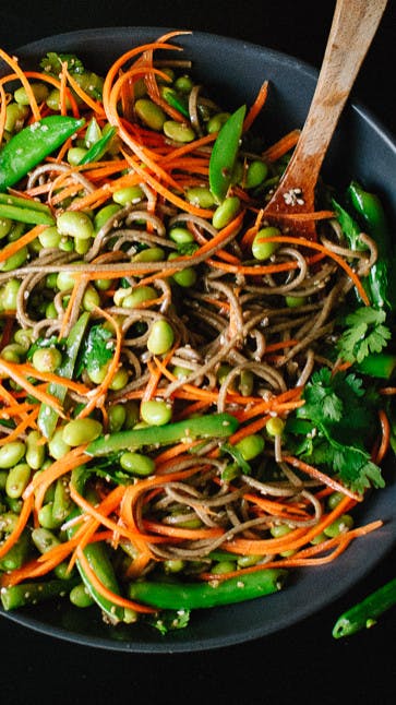 MeatFreeModay Sugar snap pea and carrot noodles channel_name
