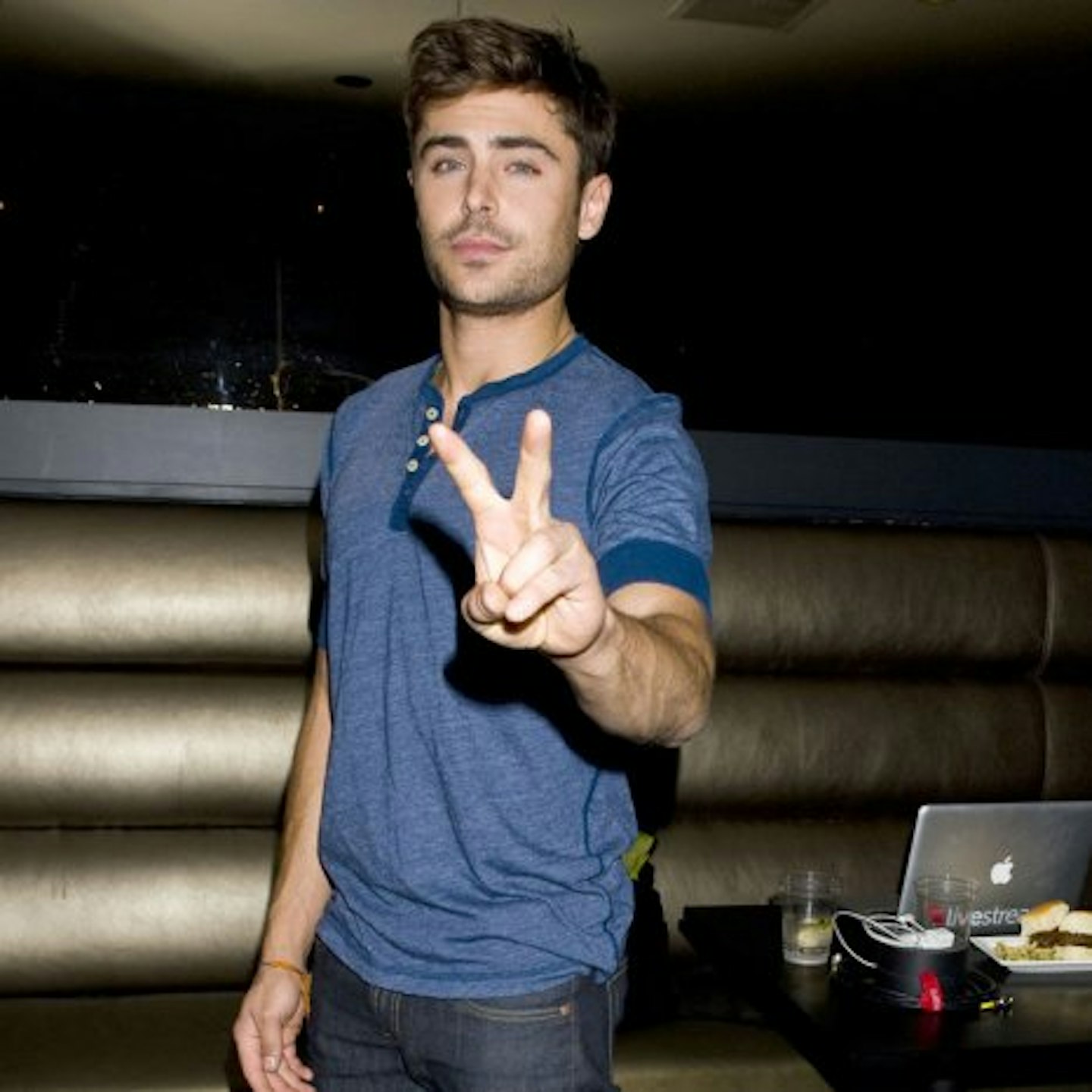 Zac used the Twitter chat to thank fans for their support during his stint in rehab for drug addiction