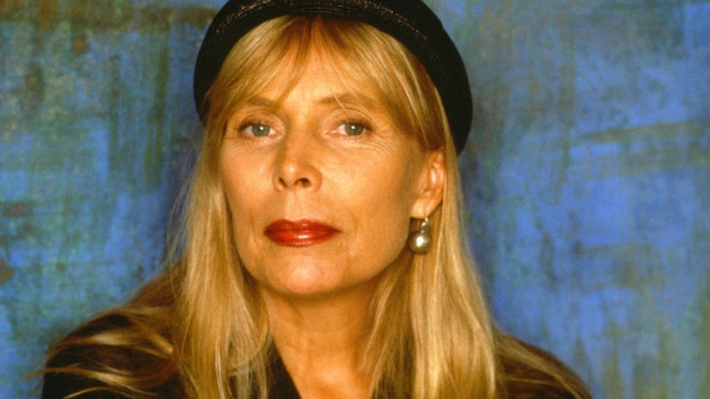 Joni Mitchell rushed to hospital after shock collapse