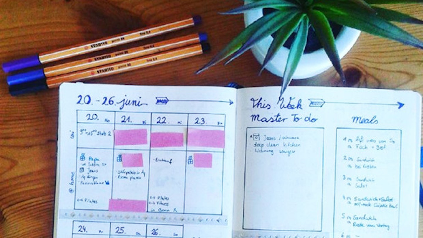 What is a Bullet Journal and How Do I Make One?
