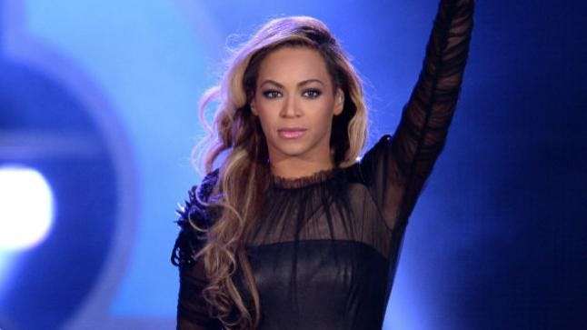 Beyonce gives New Yorkers TWO surprises in one day! | Closer